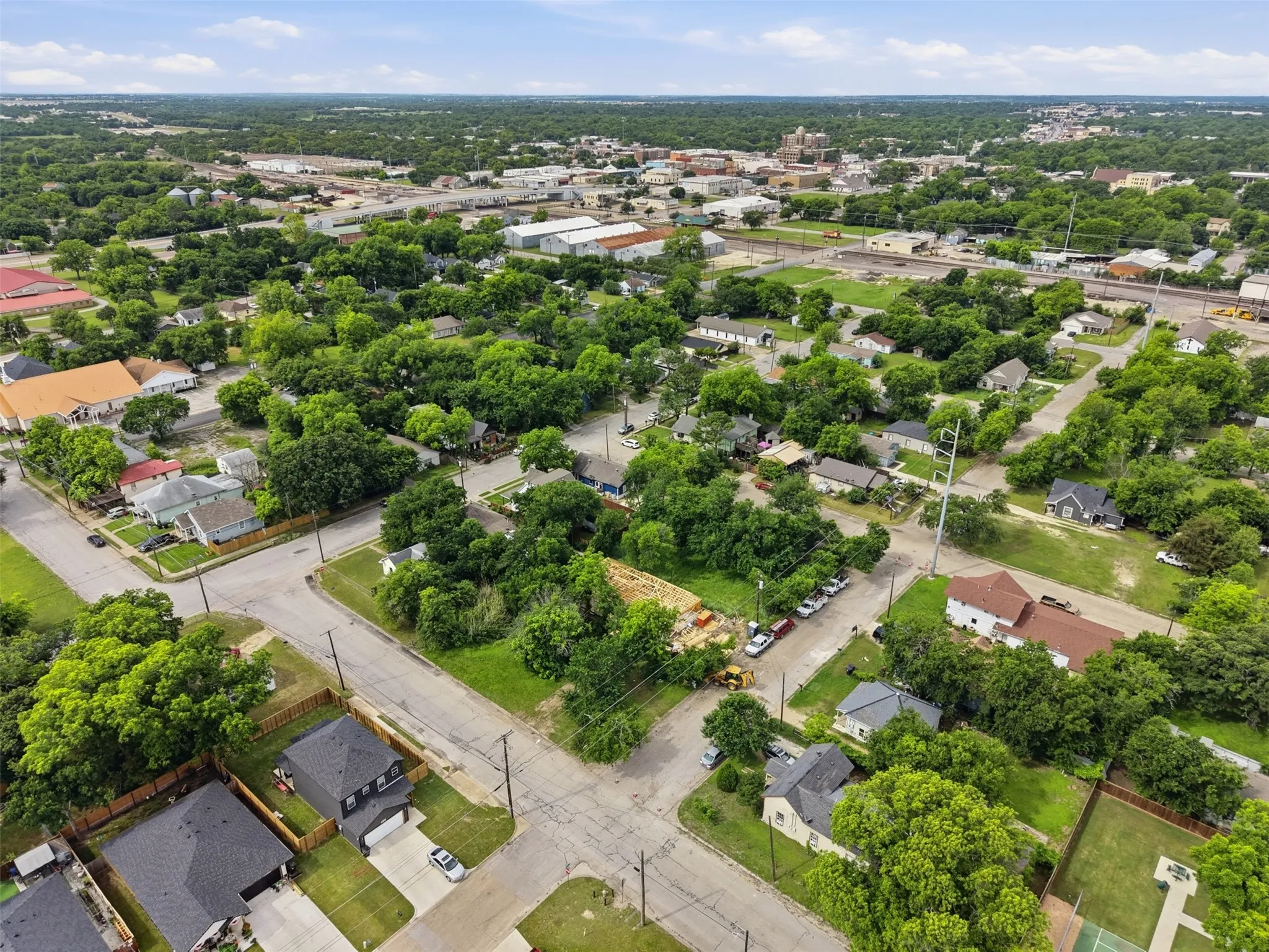 Single Family Residence For Sale in Johnson County , 306 Royal Street, Cleburne, Texas 76031, 3 Bedroom, 2 Bathroom, 2 Garage spaces, 1,607 Sqft, built in 2026, mls#21268038, Real Estate Agent in Cleburne, Homes For Sale in Johnson county, Homes For Sale in Cleburne, Realtor in Cleburne Texas, Real Estate Brokerage Independent Realty Texas, Luminita Cordes Realtor