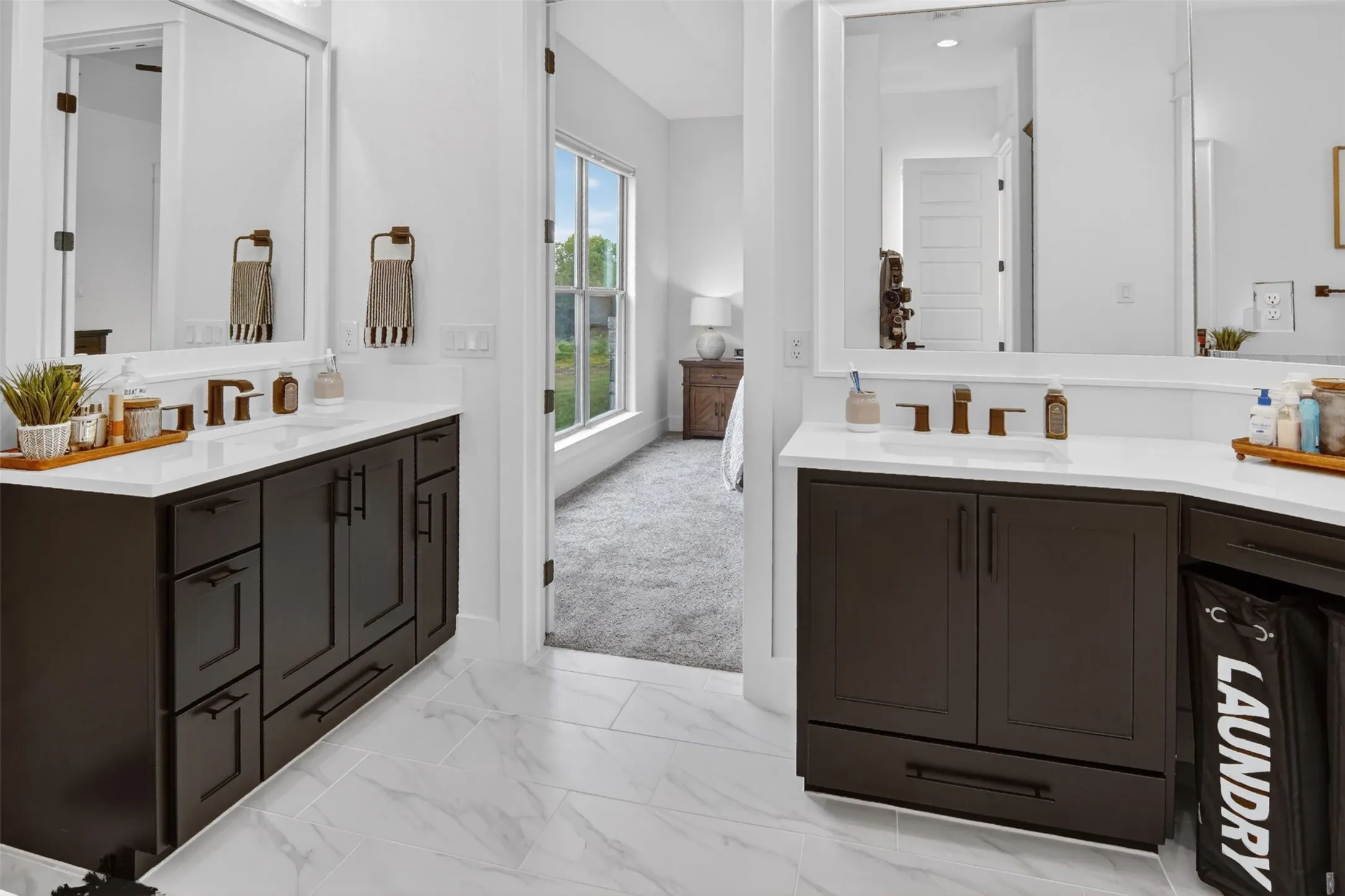 Single Family Residence For Sale in Parker County , 242 Coalson Crossing, Azle, Texas 76020, 4 Bedroom, 3 Bathroom, 3 Garage spaces, 2,579 Sqft, built in 2023, mls#21268600, Real Estate Agent in Azle, Homes For Sale in Parker county, Homes For Sale in Azle, Realtor in Azle Texas, Real Estate Brokerage Independent Realty Texas, Luminita Cordes Realtor