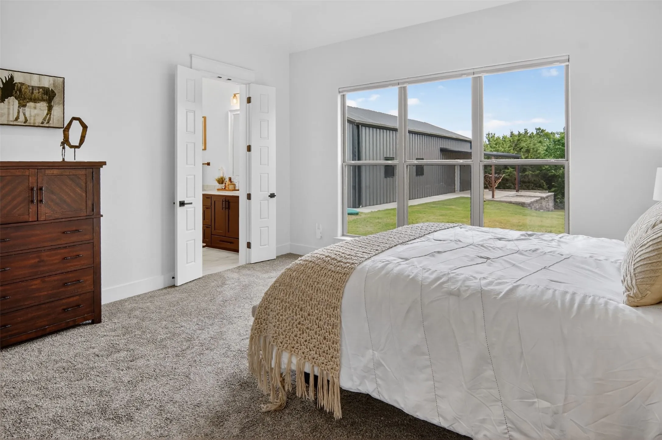 Single Family Residence For Sale in Parker County , 242 Coalson Crossing, Azle, Texas 76020, 4 Bedroom, 3 Bathroom, 3 Garage spaces, 2,579 Sqft, built in 2023, mls#21268600, Real Estate Agent in Azle, Homes For Sale in Parker county, Homes For Sale in Azle, Realtor in Azle Texas, Real Estate Brokerage Independent Realty Texas, Luminita Cordes Realtor