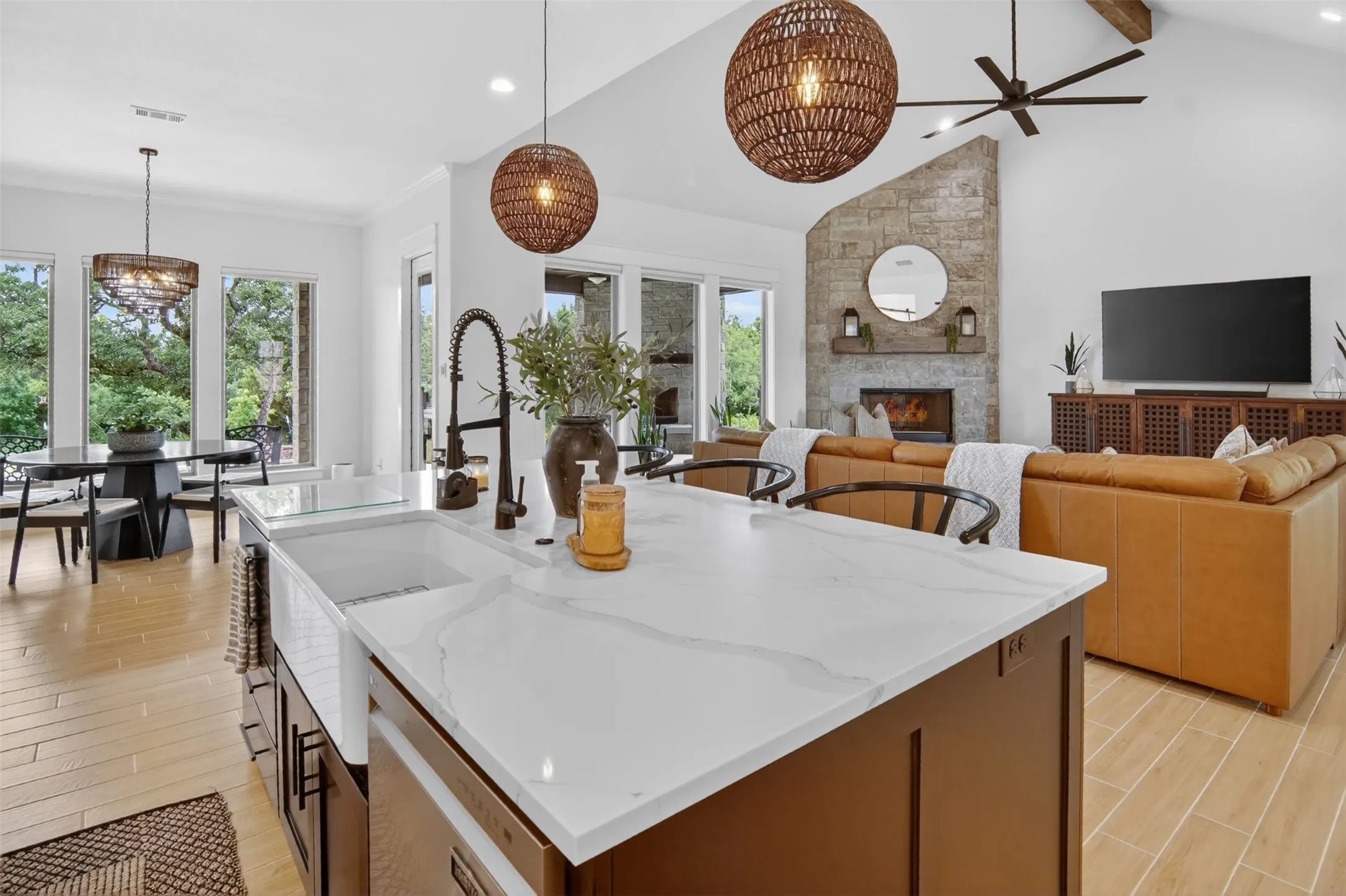 Single Family Residence For Sale in Parker County , 242 Coalson Crossing, Azle, Texas 76020, 4 Bedroom, 3 Bathroom, 3 Garage spaces, 2,579 Sqft, built in 2023, mls#21268600, Real Estate Agent in Azle, Homes For Sale in Parker county, Homes For Sale in Azle, Realtor in Azle Texas, Real Estate Brokerage Independent Realty Texas, Luminita Cordes Realtor