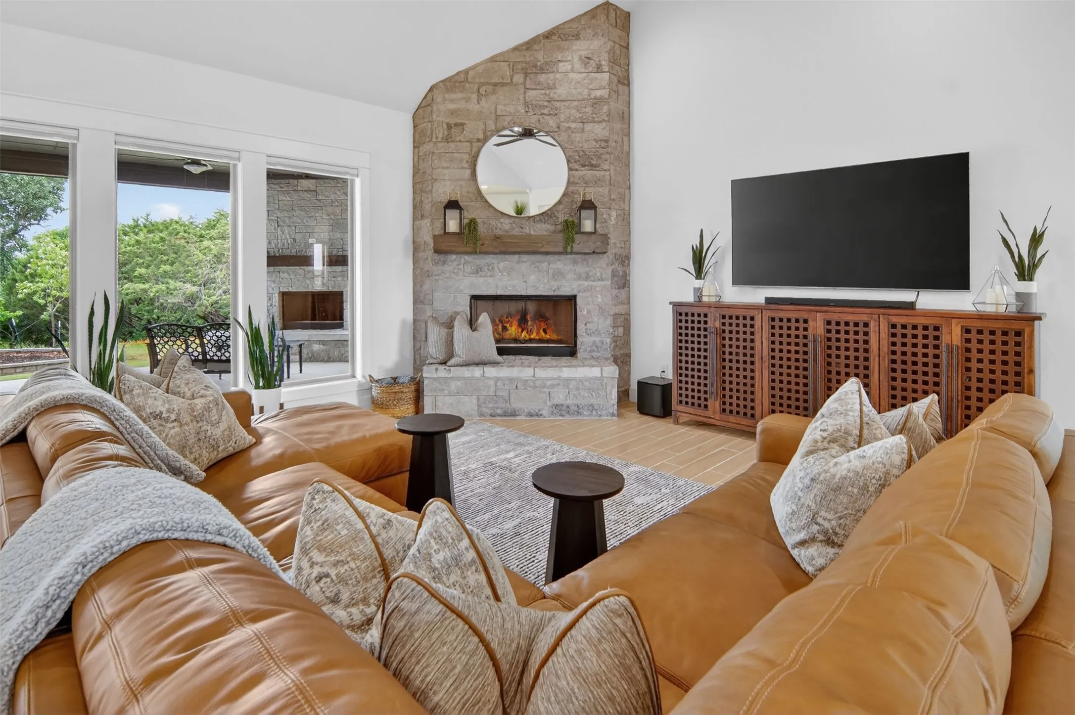 Single Family Residence For Sale in Parker County , 242 Coalson Crossing, Azle, Texas 76020, 4 Bedroom, 3 Bathroom, 3 Garage spaces, 2,579 Sqft, built in 2023, mls#21268600, Real Estate Agent in Azle, Homes For Sale in Parker county, Homes For Sale in Azle, Realtor in Azle Texas, Real Estate Brokerage Independent Realty Texas, Luminita Cordes Realtor