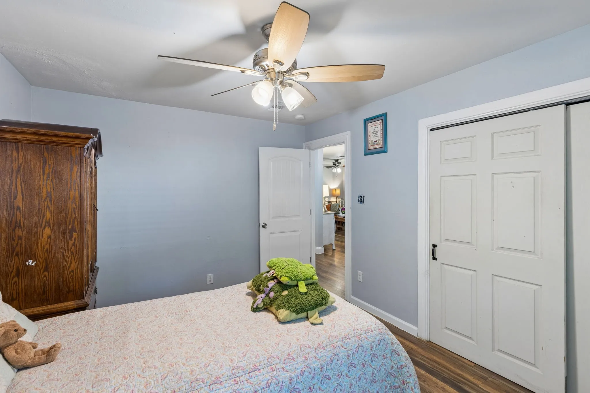 Single Family Residence For Sale in Tarrant County , 6642 Onyx Drive N, North Richland Hills, Texas 76180, 3 Bedroom, 2 Bathroom, Garage spaces, 1,230 Sqft, built in 1953, mls#21271137, Real Estate Agent in North Richland Hills, Homes For Sale in Tarrant county, Homes For Sale in North Richland Hills, Realtor in North Richland Hills Texas, Real Estate Brokerage Independent Realty Texas, Luminita Cordes Realtor