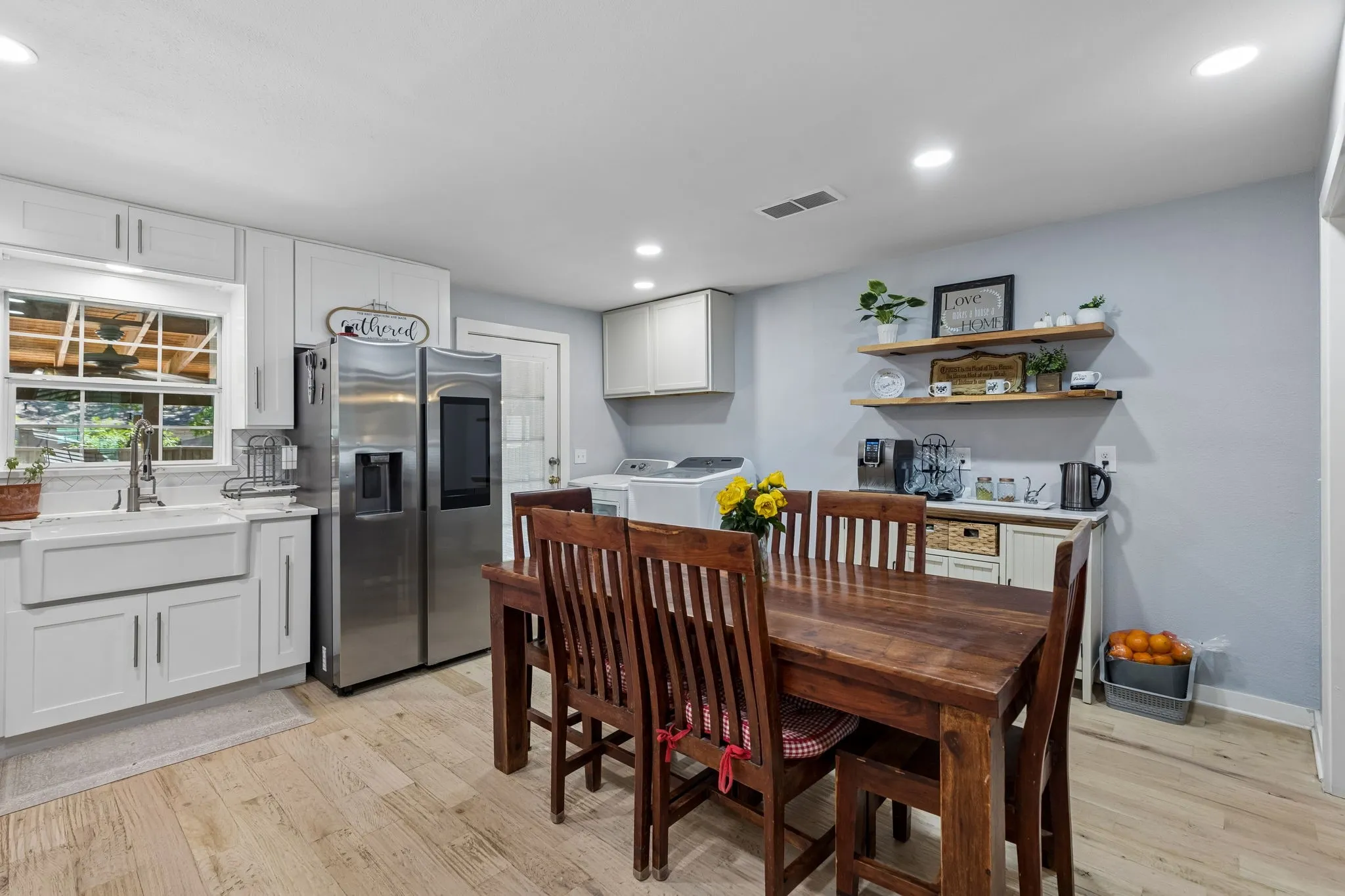 Single Family Residence For Sale in Tarrant County , 6642 Onyx Drive N, North Richland Hills, Texas 76180, 3 Bedroom, 2 Bathroom, Garage spaces, 1,230 Sqft, built in 1953, mls#21271137, Real Estate Agent in North Richland Hills, Homes For Sale in Tarrant county, Homes For Sale in North Richland Hills, Realtor in North Richland Hills Texas, Real Estate Brokerage Independent Realty Texas, Luminita Cordes Realtor