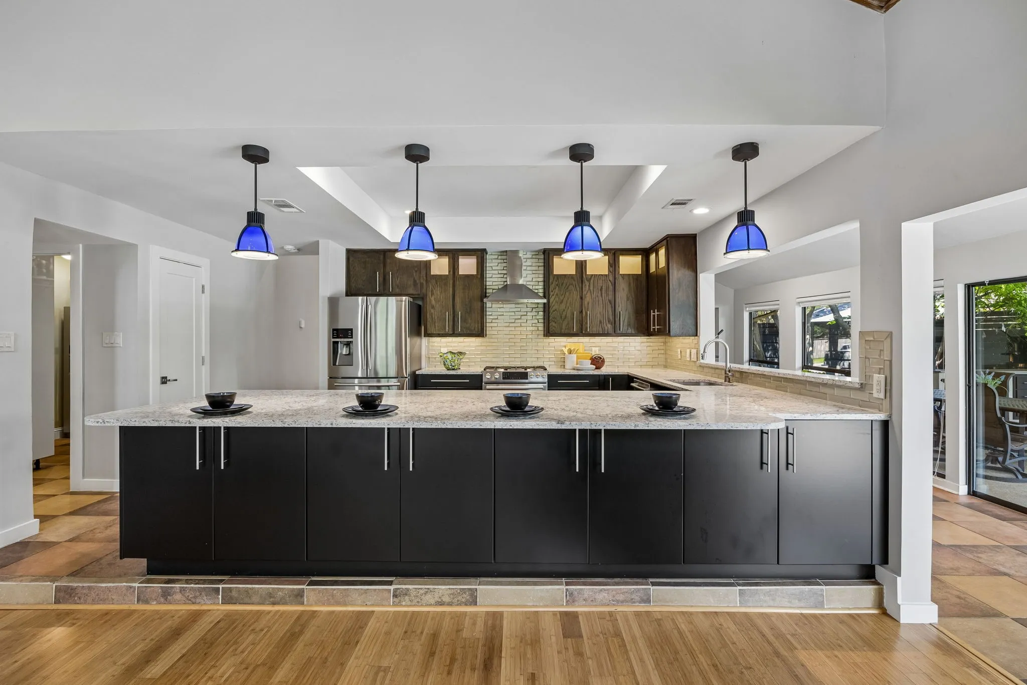 Magnificent Chef's kitchen