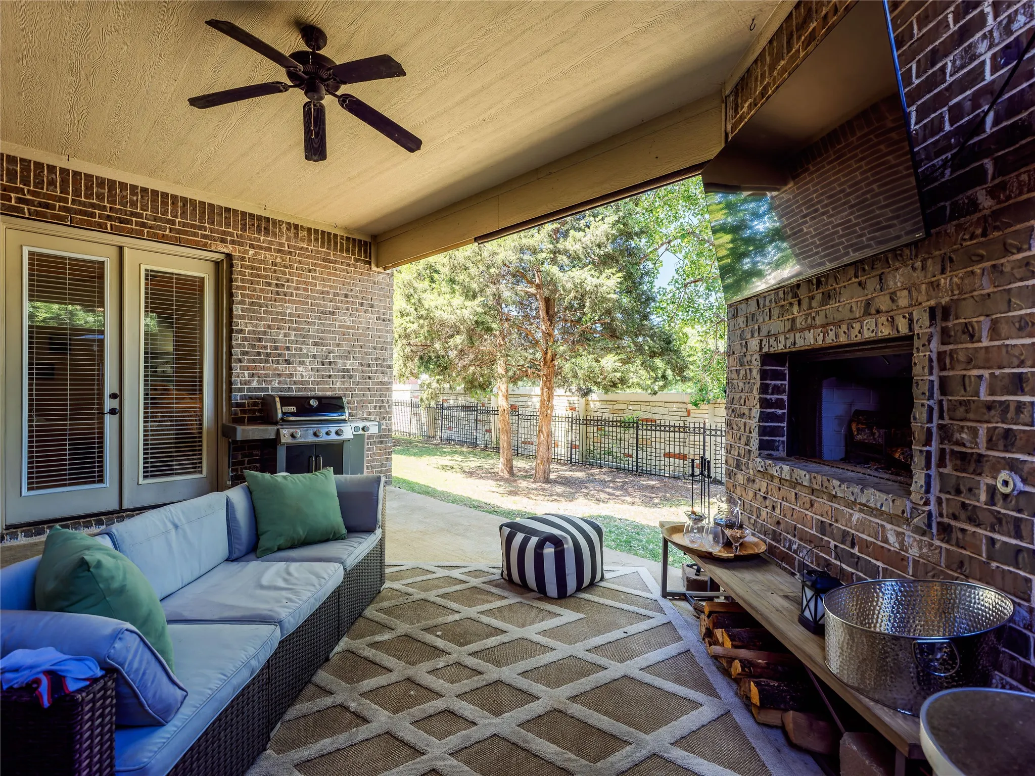 Single Family Residence For Sale in Denton County , 3023 Kiln Drive, Corinth, Texas 76210, 4 Bedroom, 3 Bathroom, 3 Garage spaces, 3,335 Sqft, built in 2010, mls#21268007, Real Estate Agent in Corinth, Homes For Sale in Denton county, Homes For Sale in Corinth, Realtor in Corinth Texas, Real Estate Brokerage Independent Realty Texas, Luminita Cordes Realtor