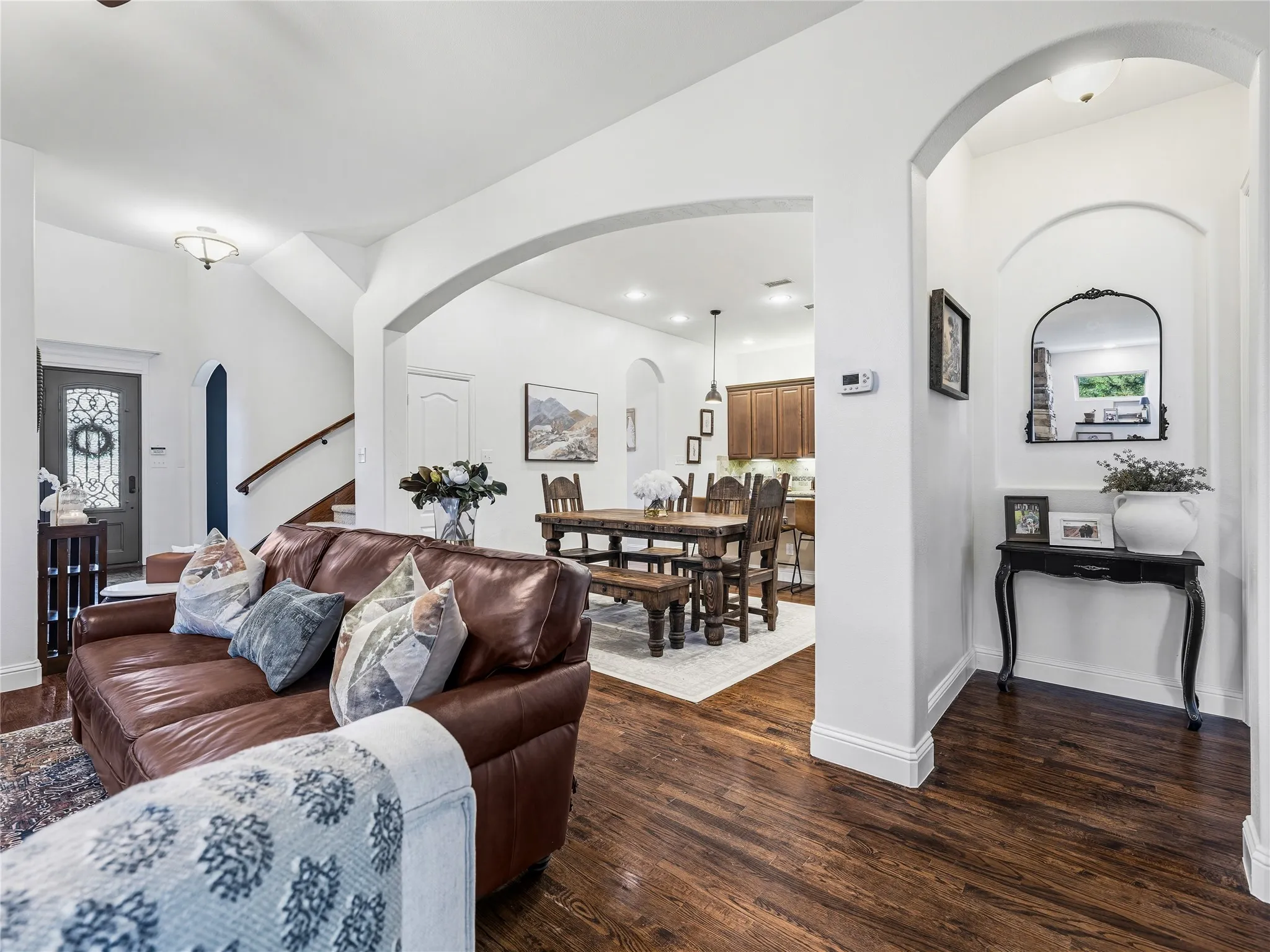 Single Family Residence For Sale in Denton County , 3023 Kiln Drive, Corinth, Texas 76210, 4 Bedroom, 3 Bathroom, 3 Garage spaces, 3,335 Sqft, built in 2010, mls#21268007, Real Estate Agent in Corinth, Homes For Sale in Denton county, Homes For Sale in Corinth, Realtor in Corinth Texas, Real Estate Brokerage Independent Realty Texas, Luminita Cordes Realtor