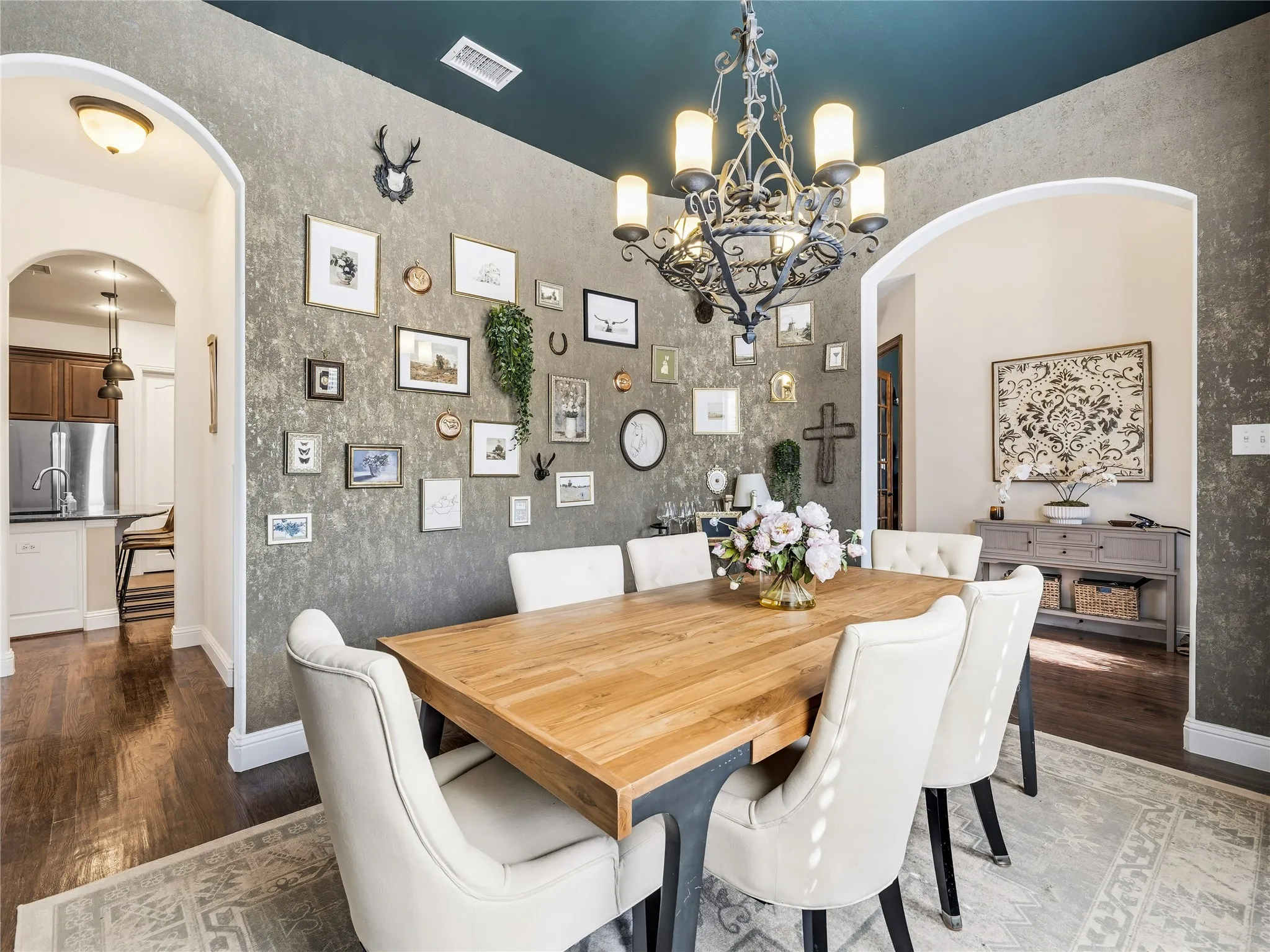 Single Family Residence For Sale in Denton County , 3023 Kiln Drive, Corinth, Texas 76210, 4 Bedroom, 3 Bathroom, 3 Garage spaces, 3,335 Sqft, built in 2010, mls#21268007, Real Estate Agent in Corinth, Homes For Sale in Denton county, Homes For Sale in Corinth, Realtor in Corinth Texas, Real Estate Brokerage Independent Realty Texas, Luminita Cordes Realtor