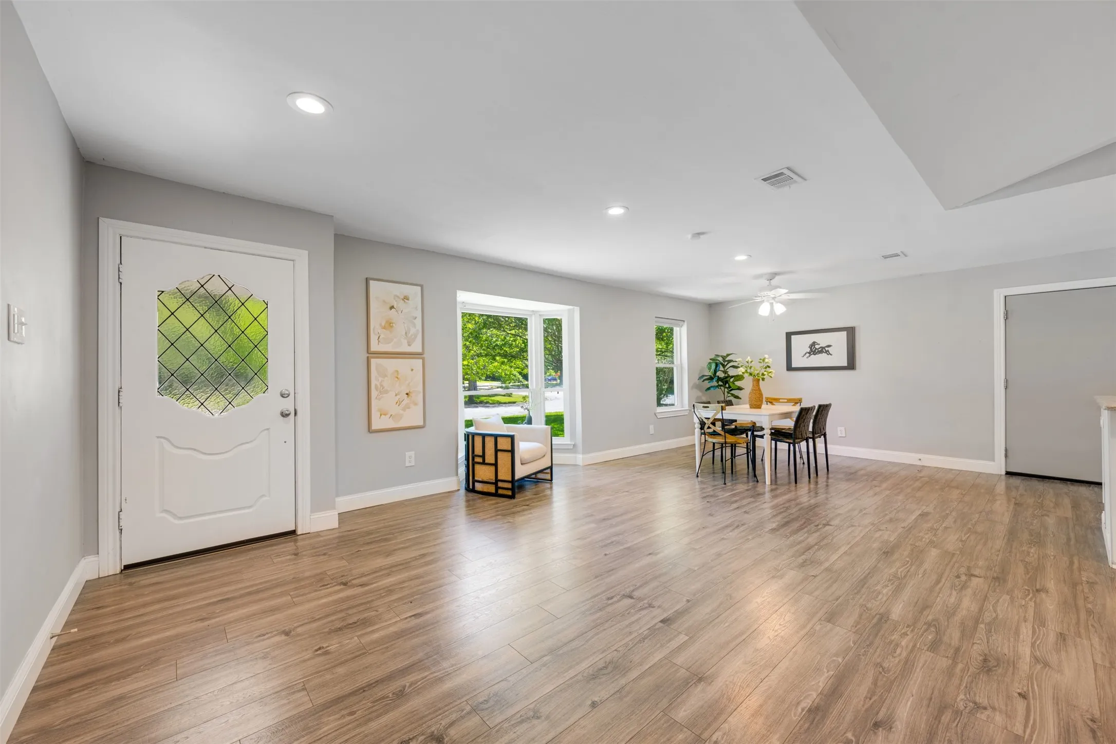 Single Family Residence For Sale in Hunt County , 3011 Tanglewood Drive, Commerce, Texas 75428, 3 Bedroom, 2 Bathroom, 2 Garage spaces, 1,890 Sqft, built in 1967, mls#21271788, Real Estate Agent in Commerce, Homes For Sale in Hunt county, Homes For Sale in Commerce, Realtor in Commerce Texas, Real Estate Brokerage Independent Realty Texas, Luminita Cordes Realtor