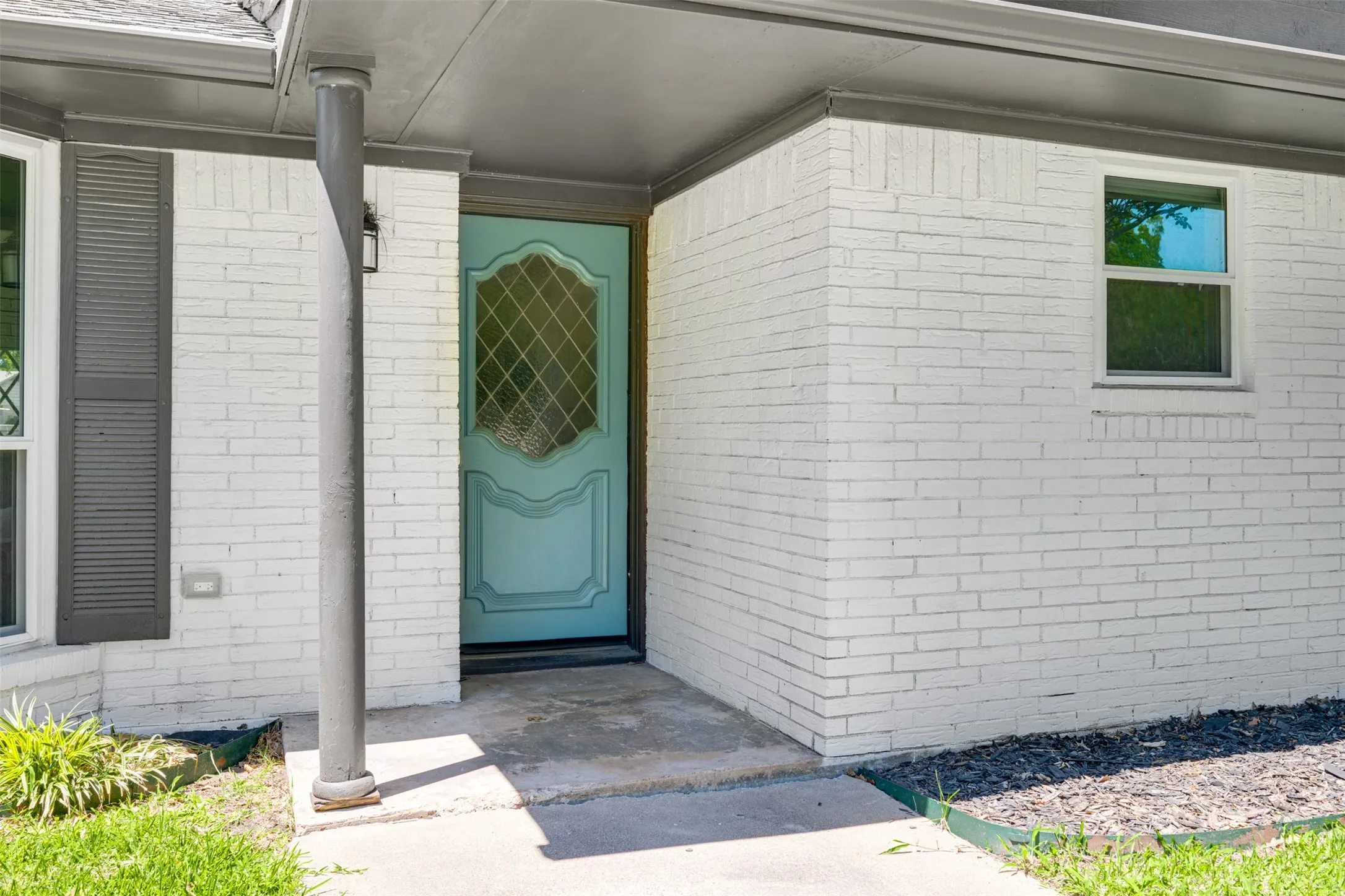 Single Family Residence For Sale in Hunt County , 3011 Tanglewood Drive, Commerce, Texas 75428, 3 Bedroom, 2 Bathroom, 2 Garage spaces, 1,890 Sqft, built in 1967, mls#21271788, Real Estate Agent in Commerce, Homes For Sale in Hunt county, Homes For Sale in Commerce, Realtor in Commerce Texas, Real Estate Brokerage Independent Realty Texas, Luminita Cordes Realtor