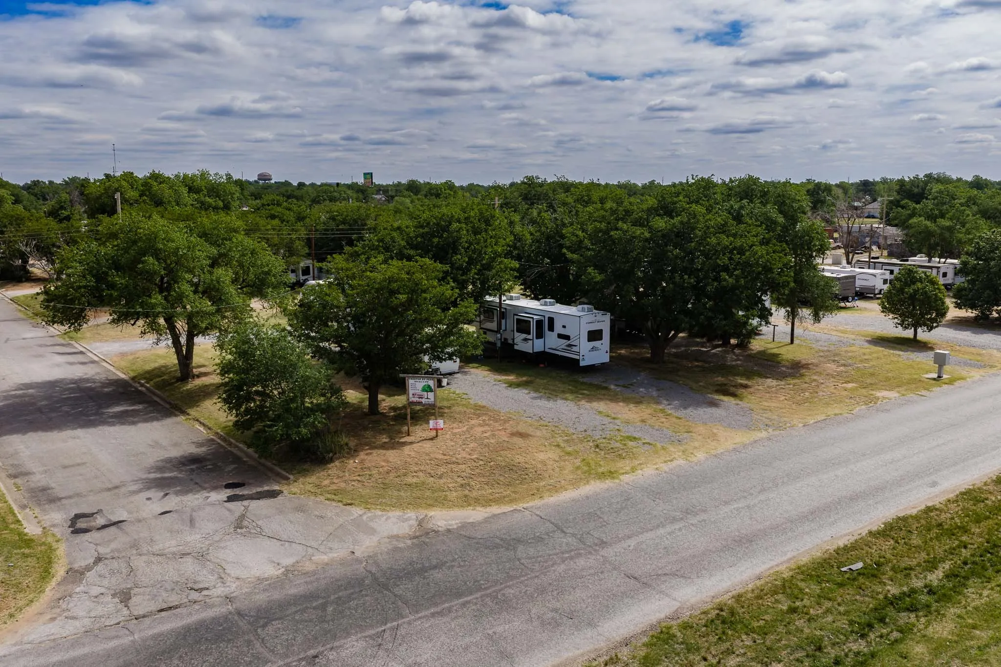 Business For Sale in Childress County , 1604 C NW, Childress, Texas 79201, 0, 0, Garage spaces, 0 Sqft, built in 2005, Price $3,700,000, mls#21268365, Real Estate Agent in Childress, Homes For Sale in Childress county, Homes For Sale in Childress, Realtor in Childress Texas, Real Estate Brokerage Independent Realty Texas, Luminita Cordes Realtor
