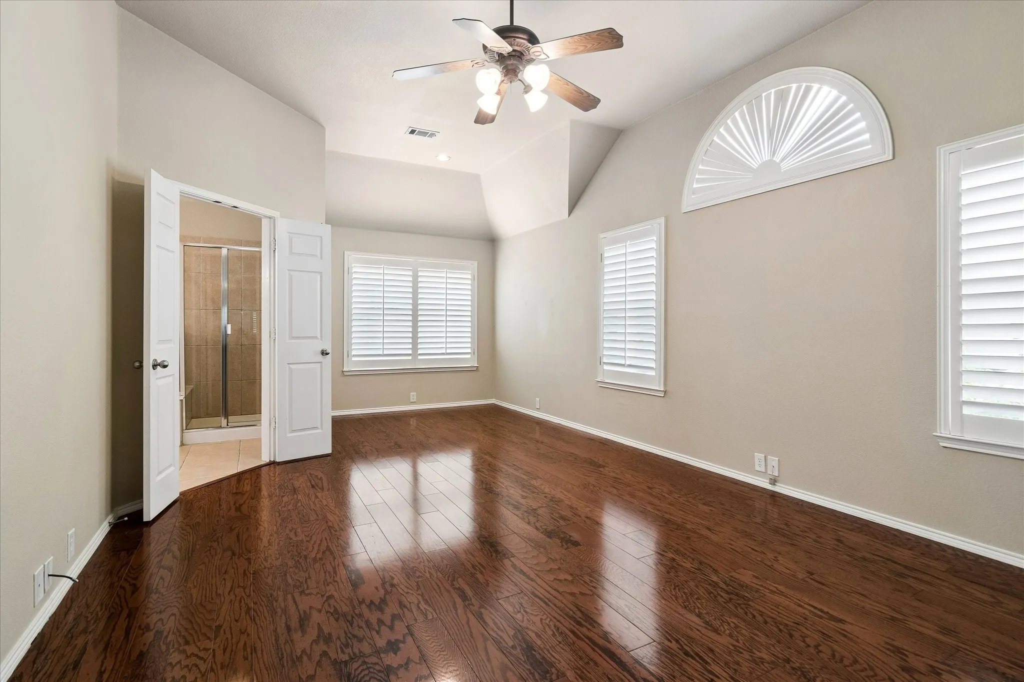 Single Family Residence For Rent in Denton County , 2374 Aspermount Drive, Frisco, Texas 75033, 4 Bedroom, 3 Bathroom, 2 Garage spaces, 3,127 Sqft, built in 2005, mls#21266069, Real Estate Agent in Frisco, Homes For Rent in Denton county, Homes For Rent in Frisco, Realtor in Frisco Texas, Real Estate Brokerage Independent Realty Texas, Luminita Cordes Realtor