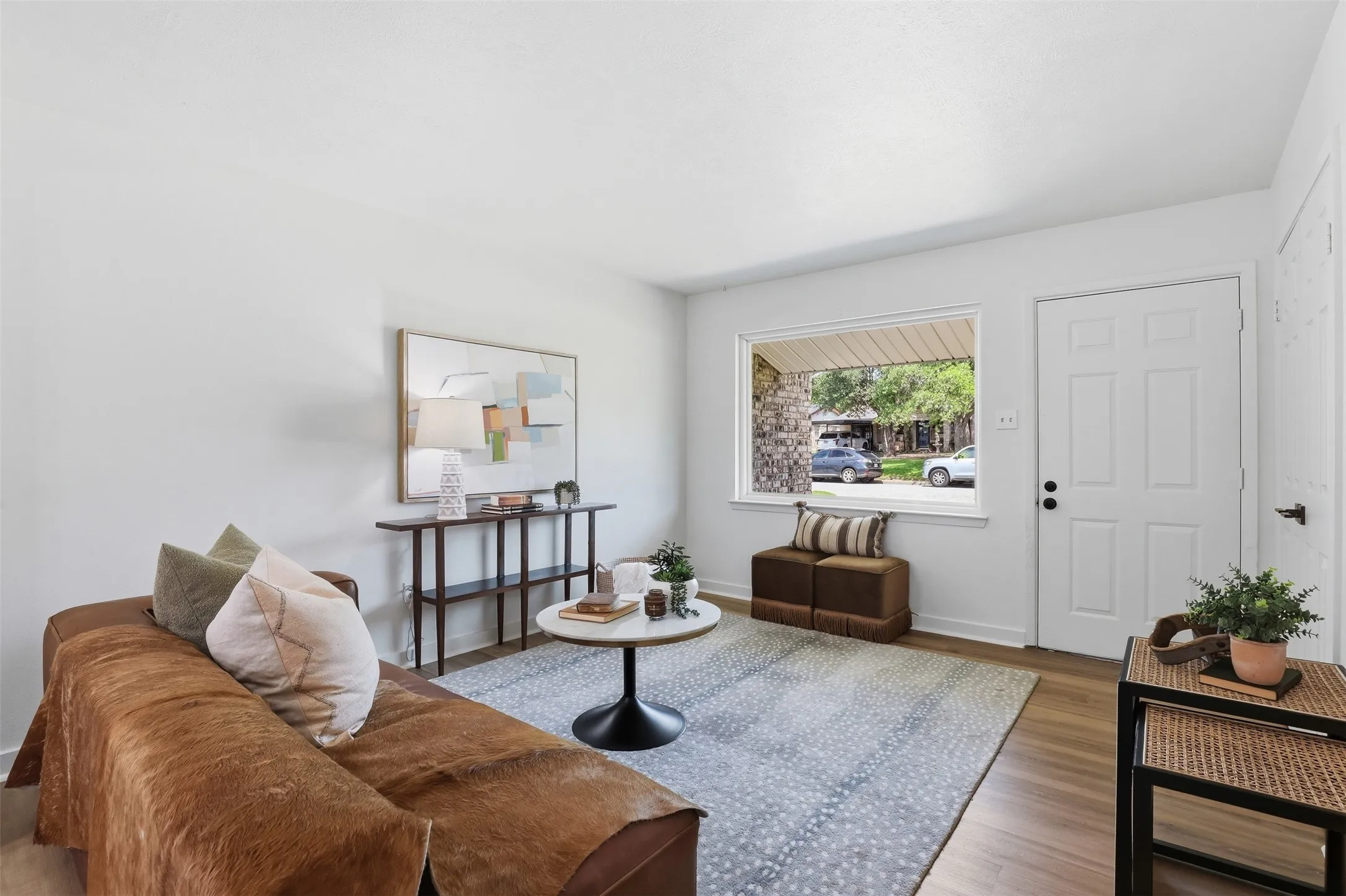 Single Family Residence For Sale in Tarrant County , 833 Bridle Avenue, White Settlement, Texas 76108, 3 Bedrooms, 2 Bathrooms, 2 Garage spaces, 1,030 Sqft, built in 1964, Price $225,000, mls#21270472, Real Estate Agent in White Settlement, Homes For Sale in Tarrant county, Homes For Sale in White Settlement, Realtor in White Settlement Texas, Real Estate Brokerage Independent Realty Texas, Luminita Cordes Realtor