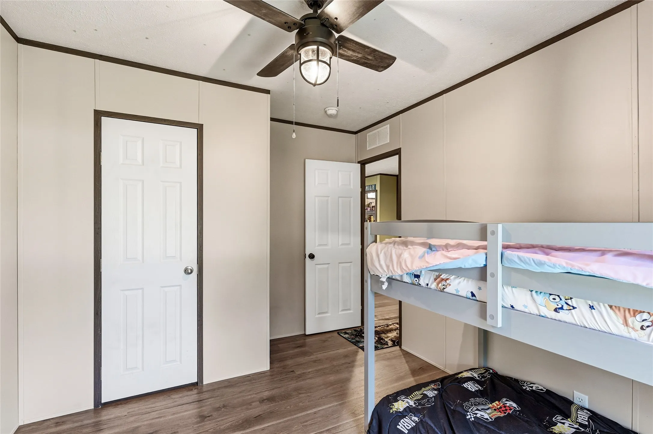 Mobile Home For Sale in Grayson County , 1742 Reynolds Lane, Sherman, Texas 75092, 3 Bedroom, 2 Bathroom, Garage spaces, 1,475 Sqft, built in 2020, mls#21271196, Real Estate Agent in Sherman, Homes For Sale in Grayson county, Homes For Sale in Sherman, Realtor in Sherman Texas, Real Estate Brokerage Independent Realty Texas, Luminita Cordes Realtor