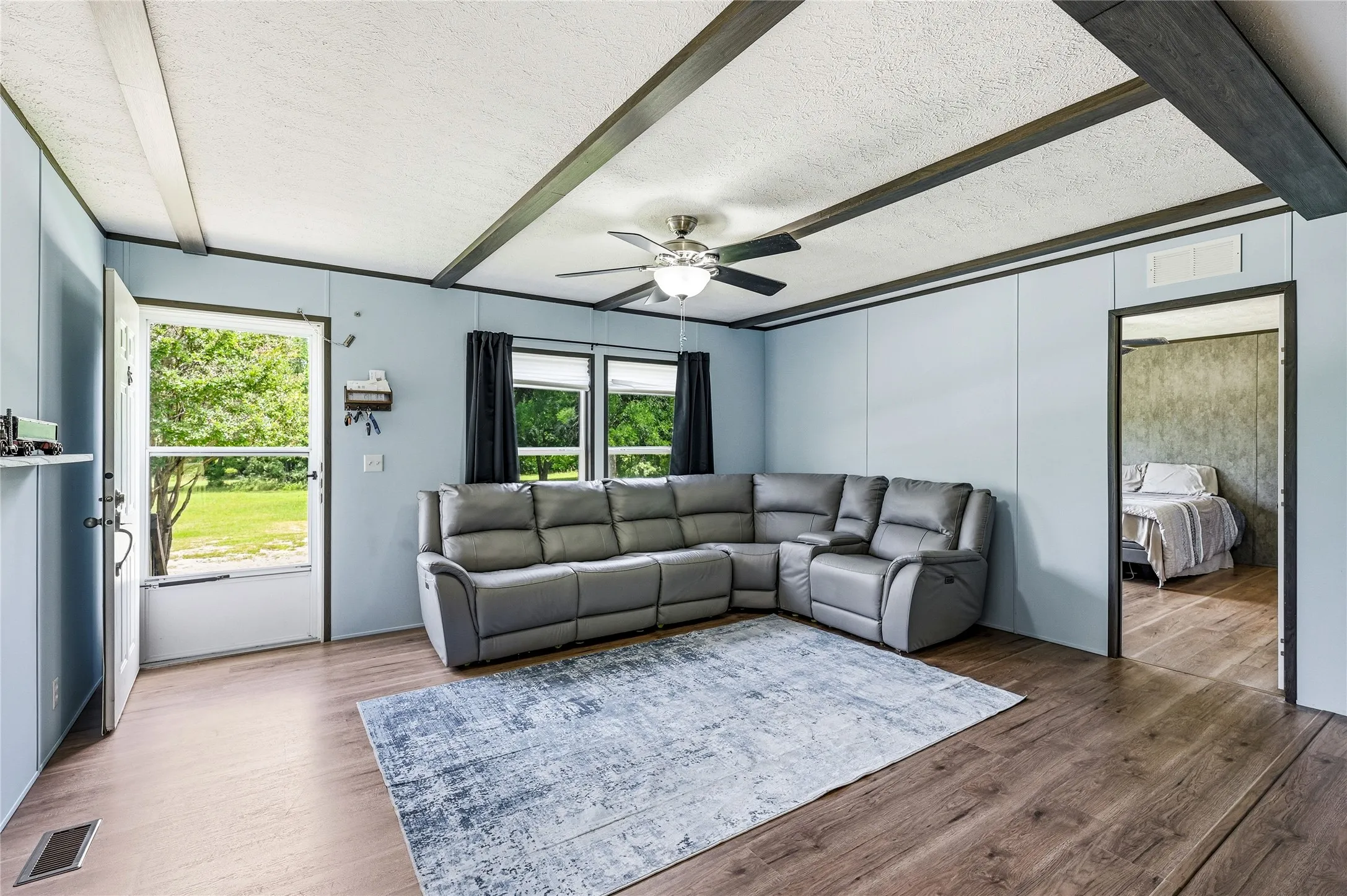 Mobile Home For Sale in Grayson County , 1742 Reynolds Lane, Sherman, Texas 75092, 3 Bedroom, 2 Bathroom, Garage spaces, 1,475 Sqft, built in 2020, mls#21271196, Real Estate Agent in Sherman, Homes For Sale in Grayson county, Homes For Sale in Sherman, Realtor in Sherman Texas, Real Estate Brokerage Independent Realty Texas, Luminita Cordes Realtor