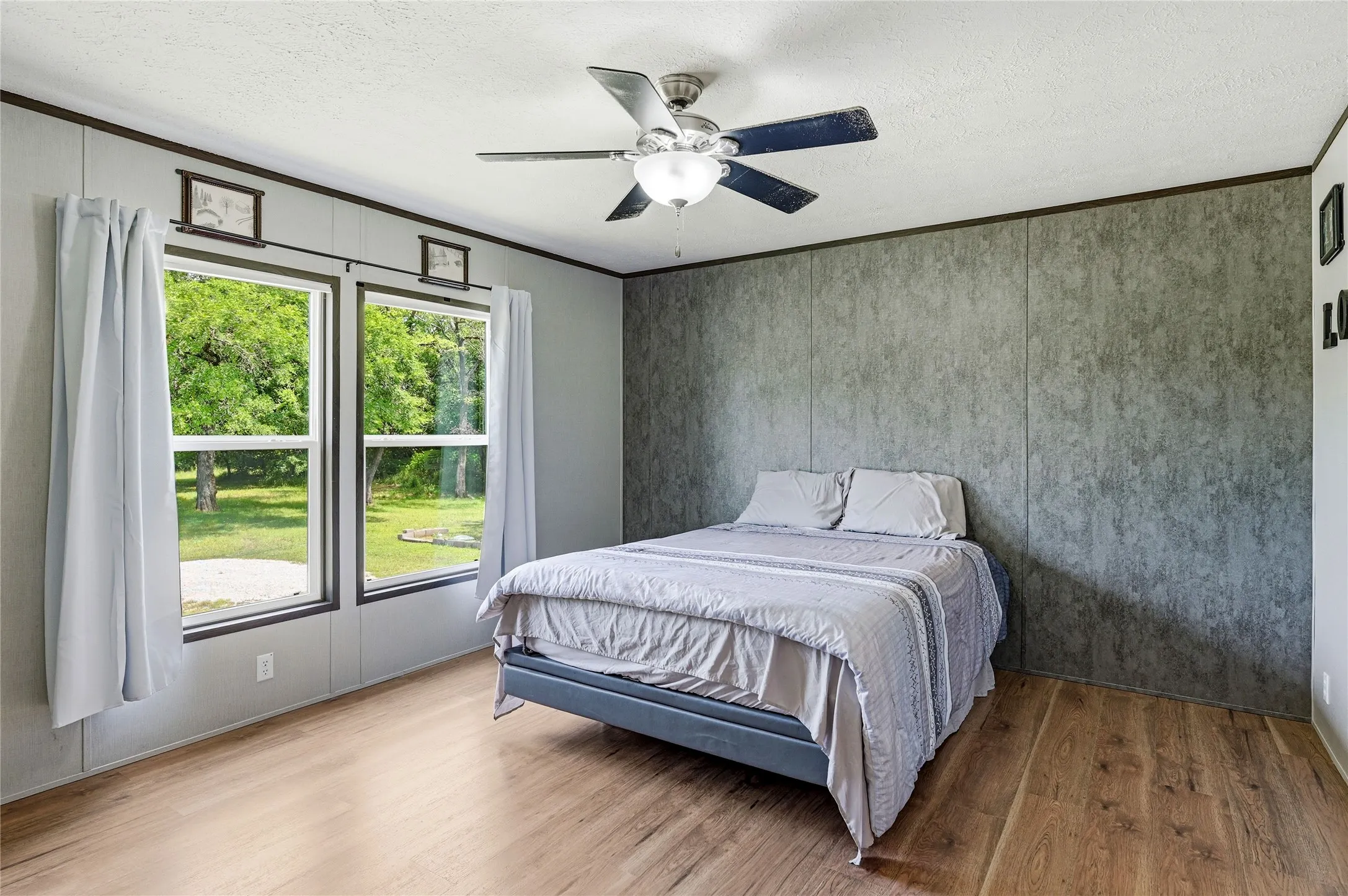 Mobile Home For Sale in Grayson County , 1742 Reynolds Lane, Sherman, Texas 75092, 3 Bedroom, 2 Bathroom, Garage spaces, 1,475 Sqft, built in 2020, mls#21271196, Real Estate Agent in Sherman, Homes For Sale in Grayson county, Homes For Sale in Sherman, Realtor in Sherman Texas, Real Estate Brokerage Independent Realty Texas, Luminita Cordes Realtor