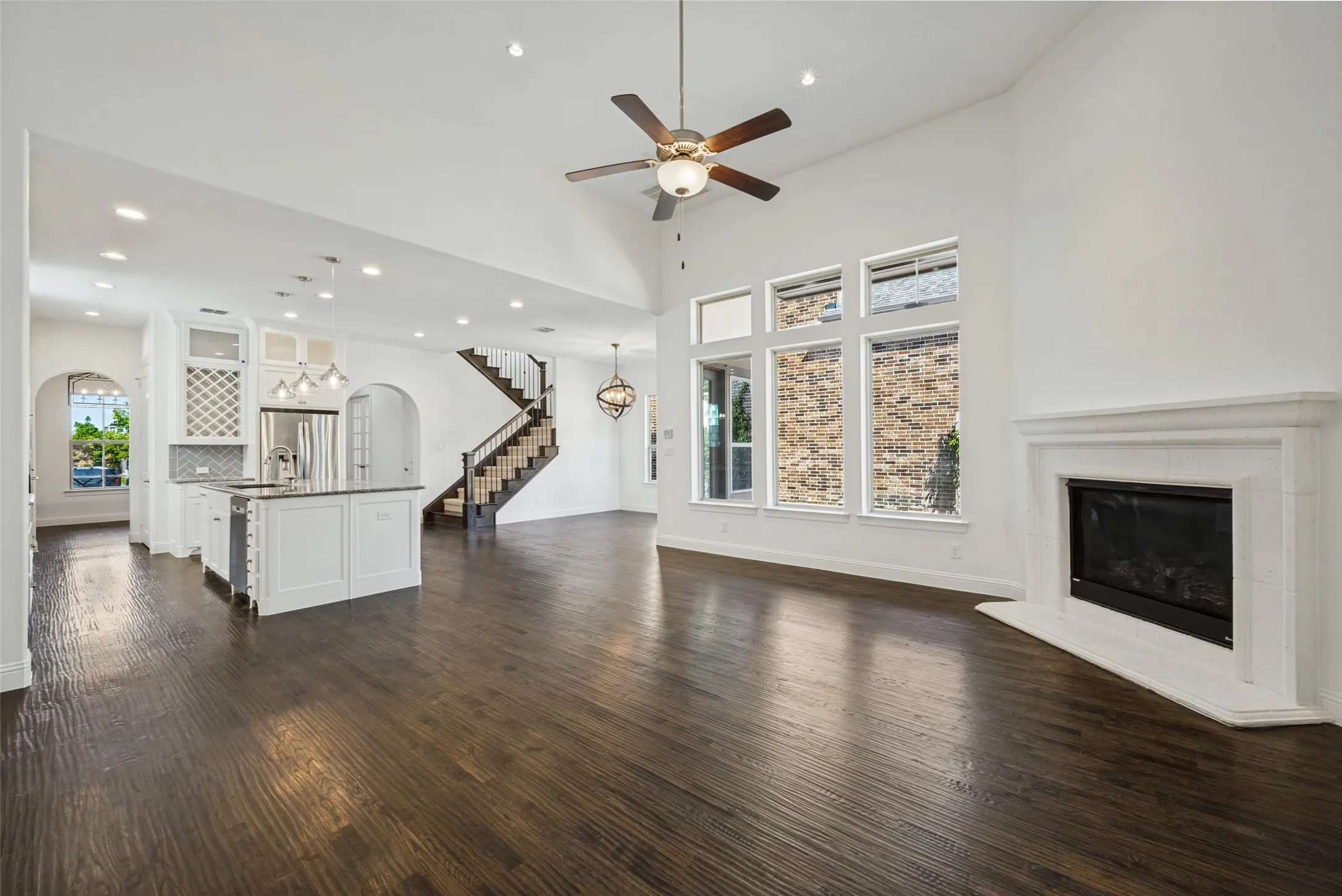 Single Family Residence For Sale in Denton County , 8314 Kentland Drive, Frisco, Texas 75034, 3 Bedroom, 4 Bathroom, 3 Garage spaces, 2,610 Sqft, built in 2016, mls#21271839, Real Estate Agent in Frisco, Homes For Sale in Denton county, Homes For Sale in Frisco, Realtor in Frisco Texas, Real Estate Brokerage Independent Realty Texas, Luminita Cordes Realtor