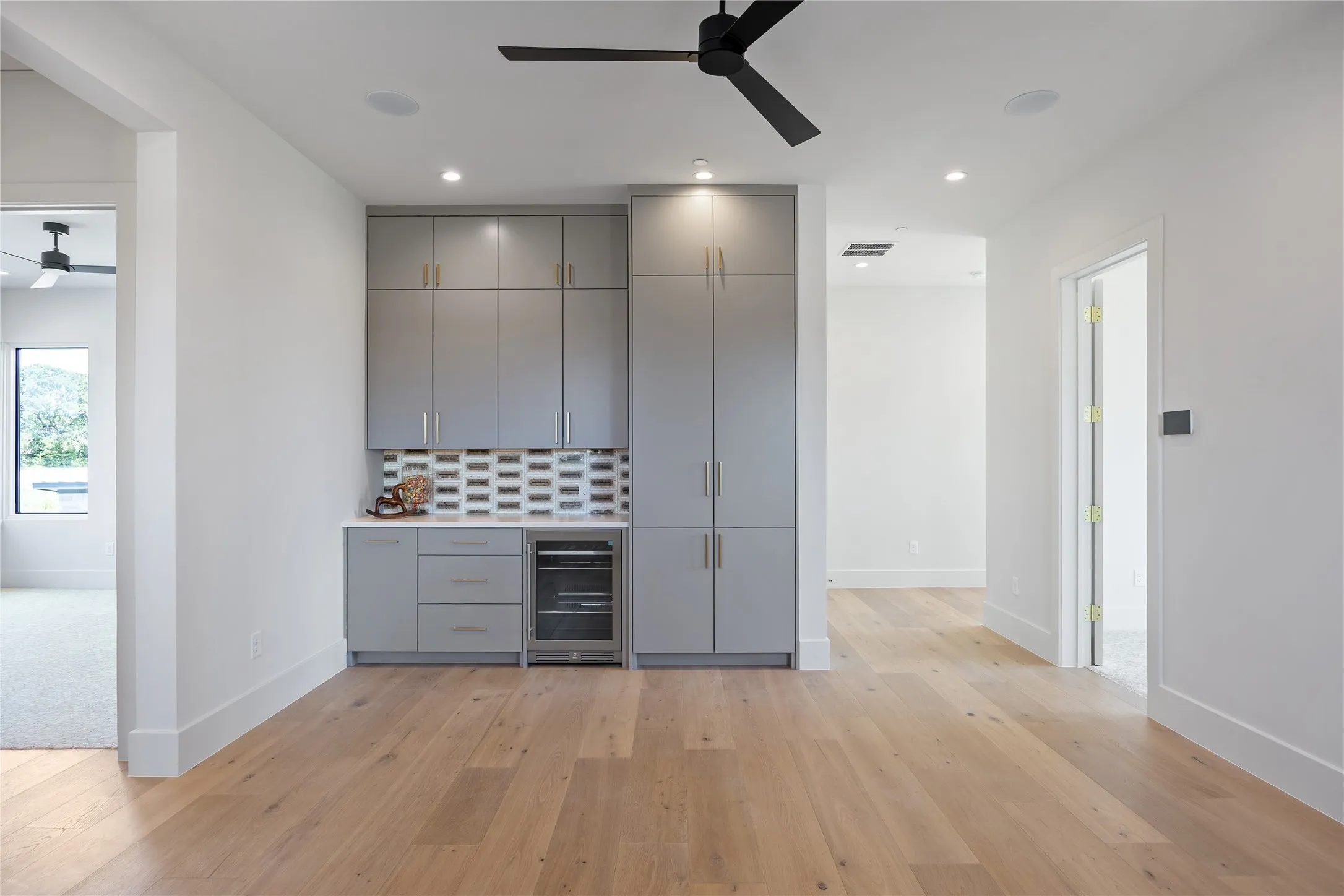 Single Family Residence For Sale in Denton County , 1118 Pitner Court, Bartonville, Texas 76226, 5 Bedroom, 7 Bathroom, 4 Garage spaces, 6,557 Sqft, built in 2026, mls#21271670, Real Estate Agent in Bartonville, Homes For Sale in Denton county, Homes For Sale in Bartonville, Realtor in Bartonville Texas, Real Estate Brokerage Independent Realty Texas, Luminita Cordes Realtor