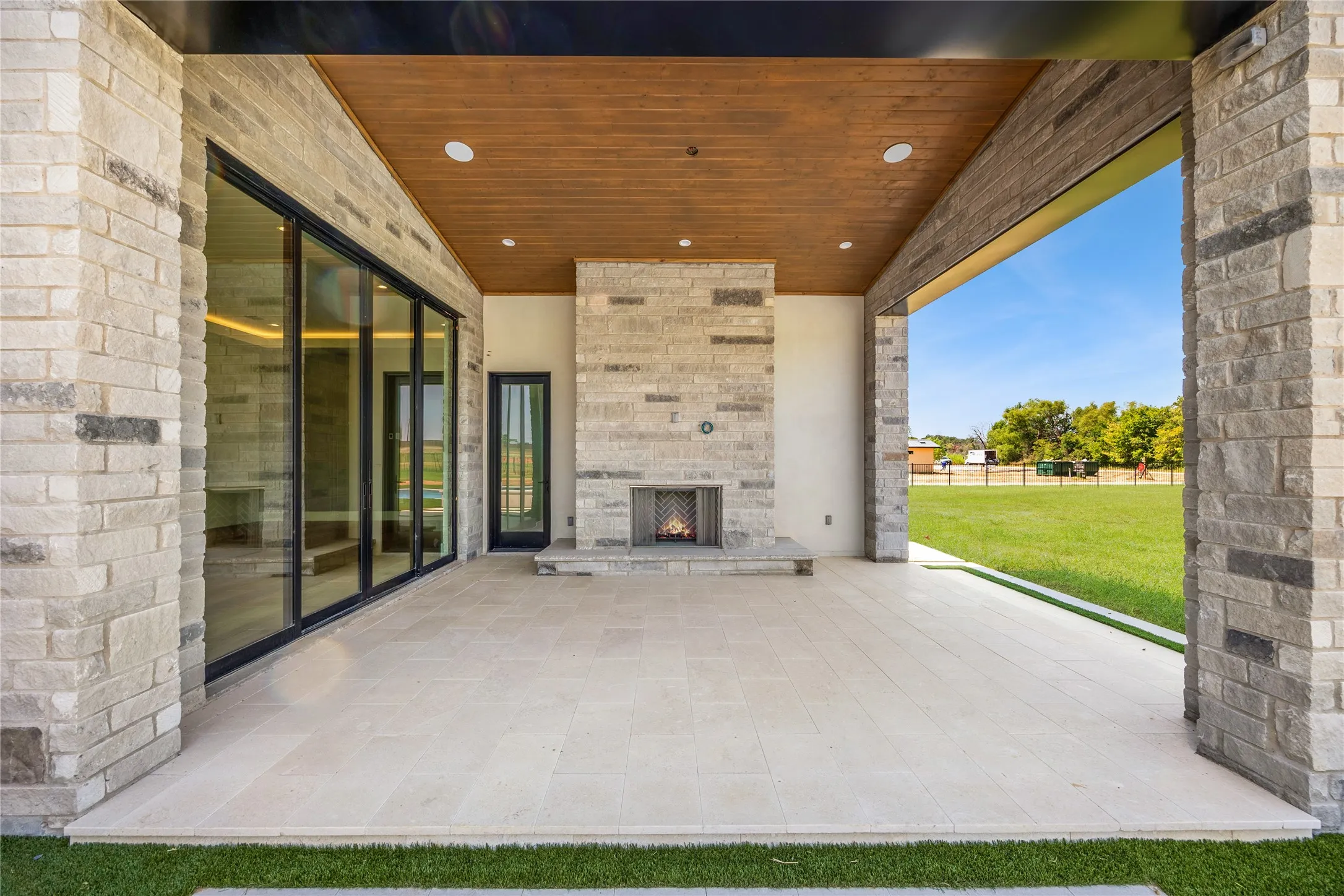 Single Family Residence For Sale in Denton County , 1118 Pitner Court, Bartonville, Texas 76226, 5 Bedroom, 7 Bathroom, 4 Garage spaces, 6,557 Sqft, built in 2026, mls#21271670, Real Estate Agent in Bartonville, Homes For Sale in Denton county, Homes For Sale in Bartonville, Realtor in Bartonville Texas, Real Estate Brokerage Independent Realty Texas, Luminita Cordes Realtor