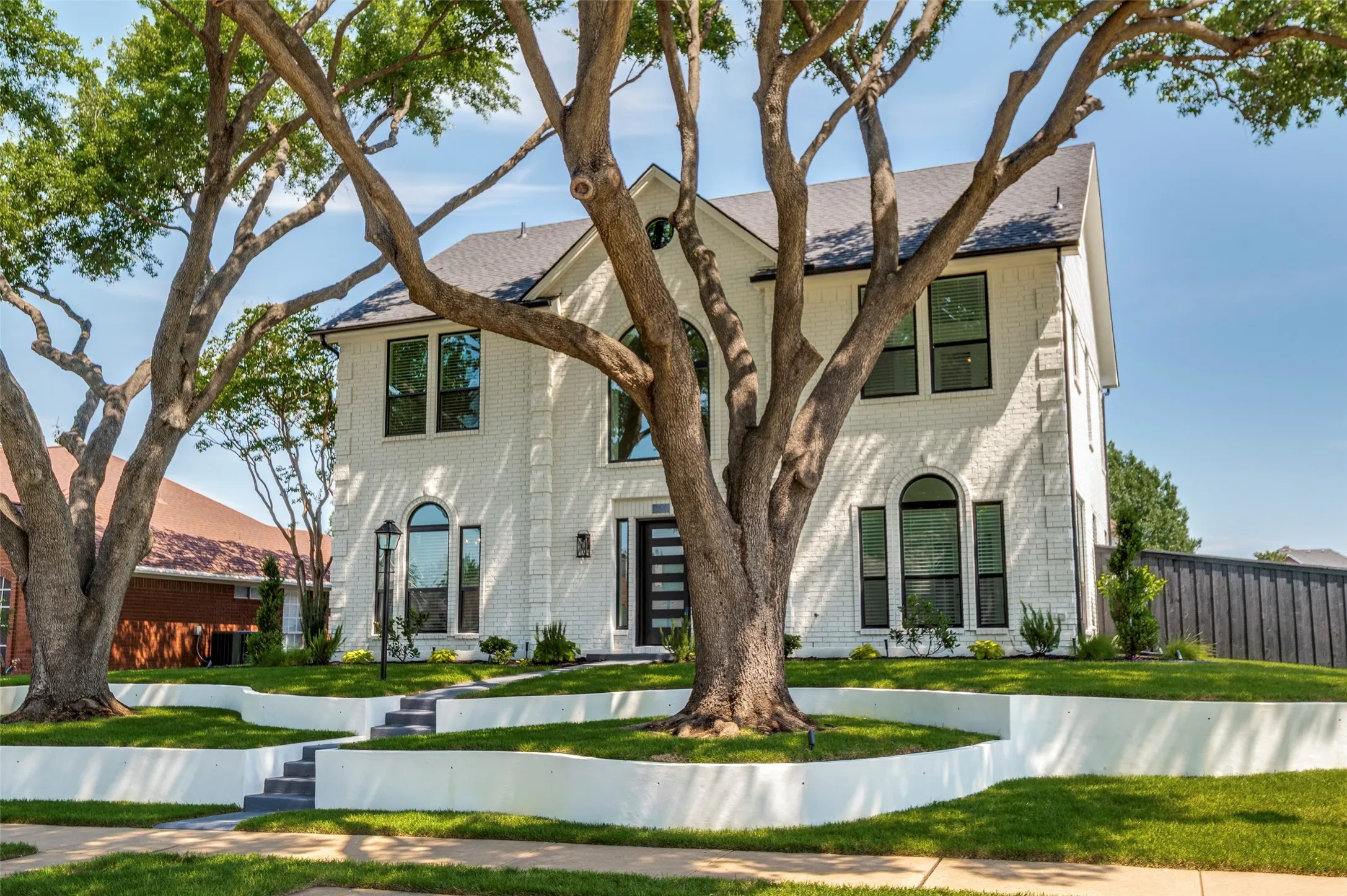 Single Family Residence For Sale in Denton County , 1420 Dudley Drive, Carrollton, Texas 75007, 4 Bedroom, 3 Bathroom, 2 Garage spaces, 2,639 Sqft, built in 1991, mls#21257061, Real Estate Agent in Carrollton, Homes For Sale in Denton county, Homes For Sale in Carrollton, Realtor in Carrollton Texas, Real Estate Brokerage Independent Realty Texas, Luminita Cordes Realtor