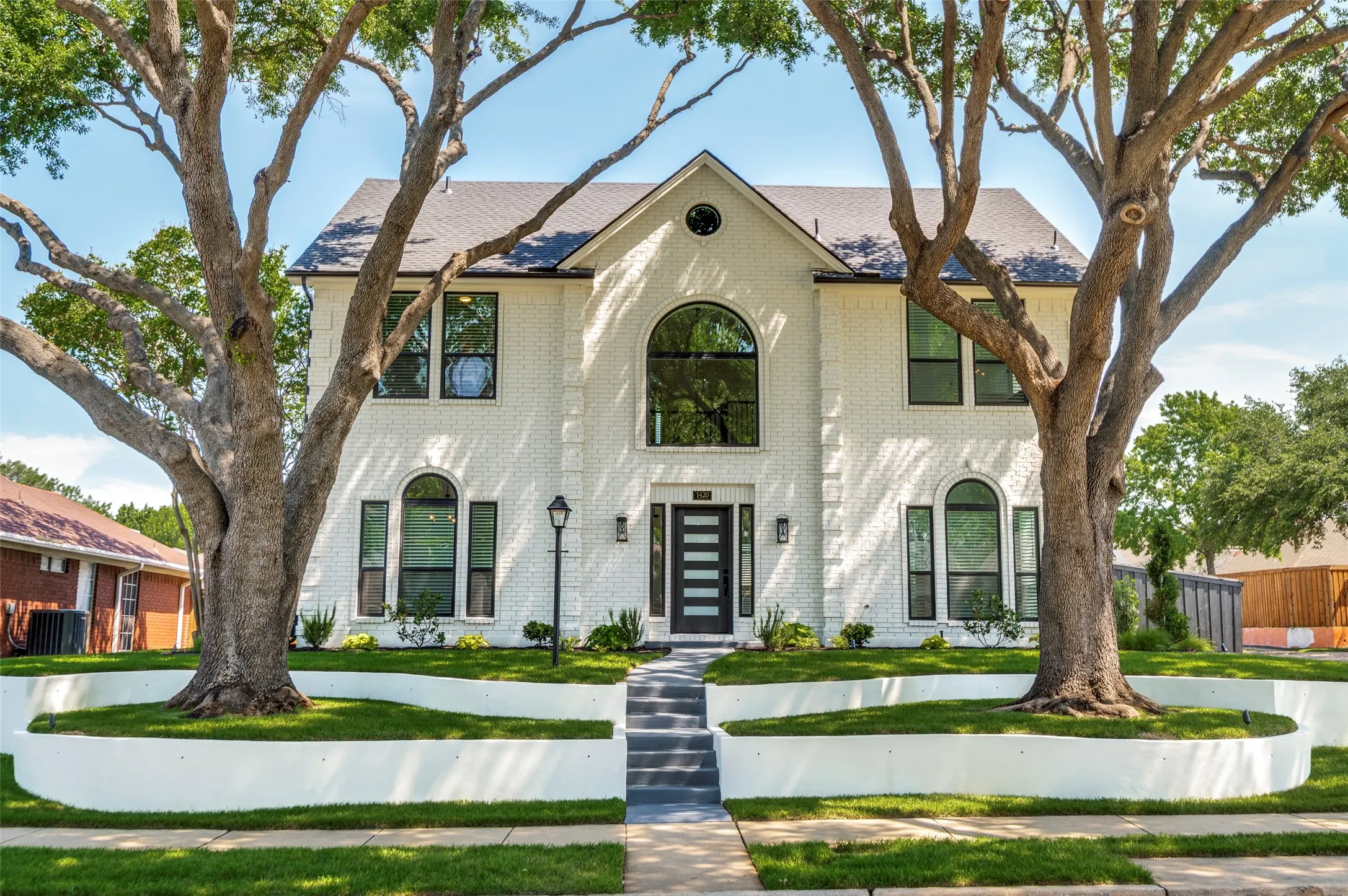 Single Family Residence For Sale in Denton County , 1420 Dudley Drive, Carrollton, Texas 75007, 4 Bedroom, 3 Bathroom, 2 Garage spaces, 2,639 Sqft, built in 1991, mls#21257061, Real Estate Agent in Carrollton, Homes For Sale in Denton county, Homes For Sale in Carrollton, Realtor in Carrollton Texas, Real Estate Brokerage Independent Realty Texas, Luminita Cordes Realtor