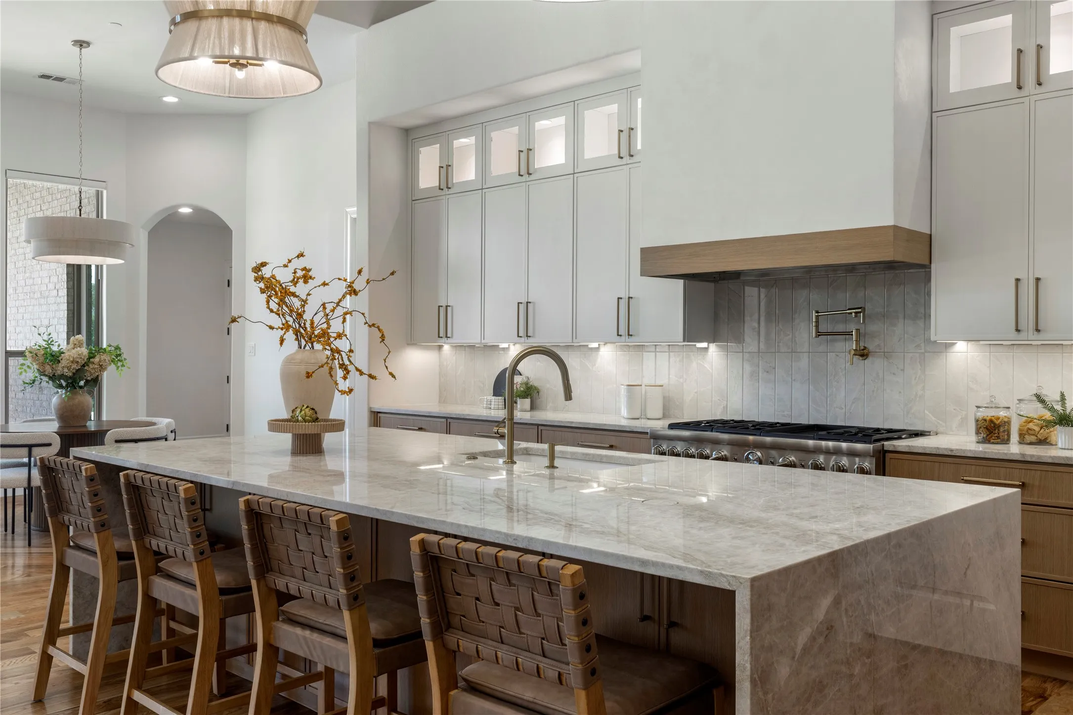 Single Family Residence For Sale in Collin County , 4141 Tranquility Lane, Prosper, Texas 75078, 6 Bedroom, 7 Bathroom, 4 Garage spaces, 6,057 Sqft, built in 2017, mls#21270878, Real Estate Agent in Prosper, Homes For Sale in Collin county, Homes For Sale in Prosper, Realtor in Prosper Texas, Real Estate Brokerage Independent Realty Texas, Luminita Cordes Realtor