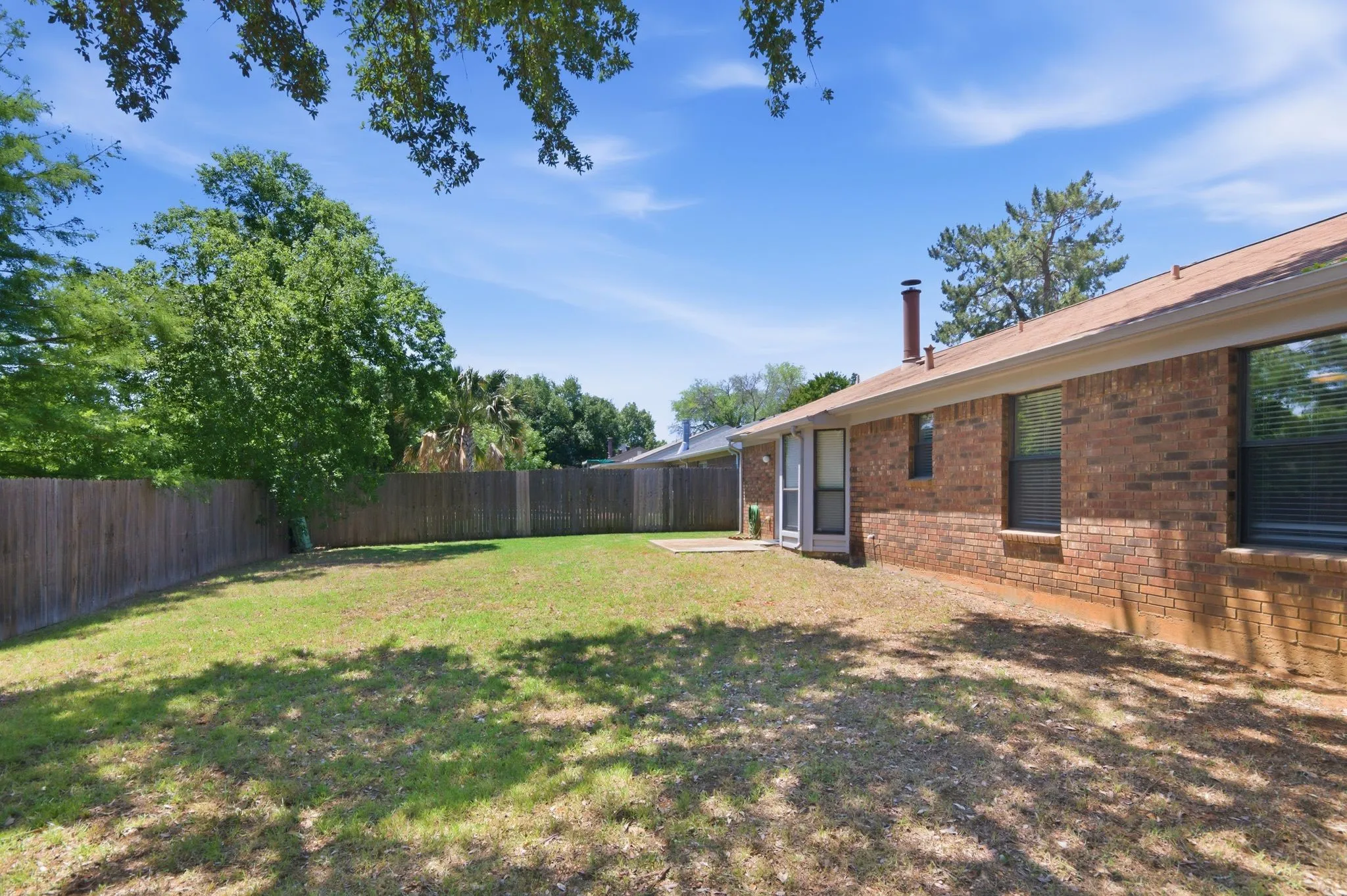 Large Backyard with room to Entertain or Play!