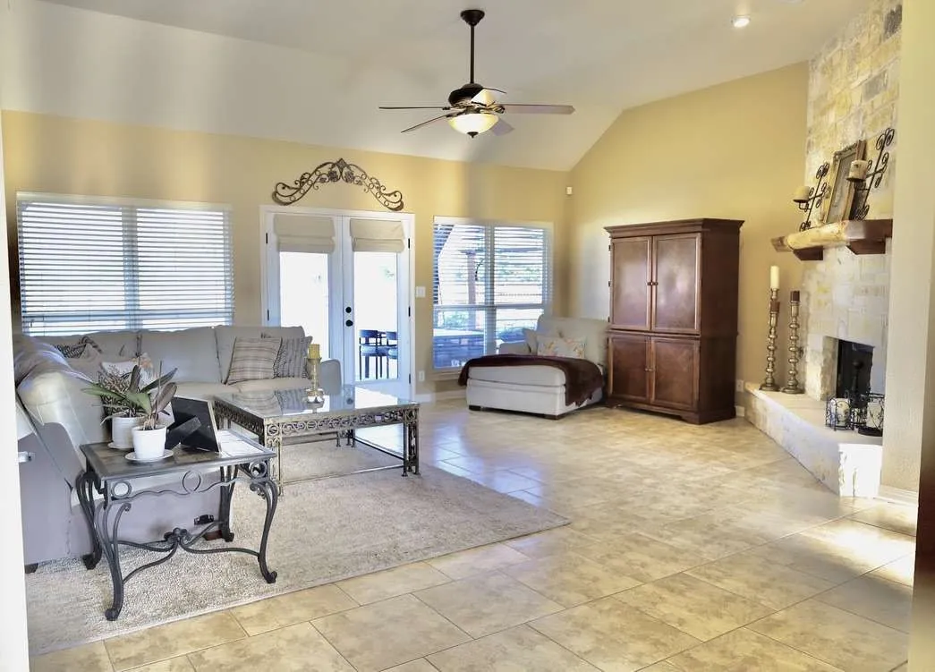 Farm For Sale in Williamson County , 1125 County Road 230, Florence, Texas 76527, 4 Bedroom, 4 Bathroom, 3 Garage spaces, 3,340 Sqft, built in 2008, mls#21271971, Real Estate Agent in Florence, Homes For Sale in Williamson county, Homes For Sale in Florence, Realtor in Florence Texas, Real Estate Brokerage Independent Realty Texas, Luminita Cordes Realtor