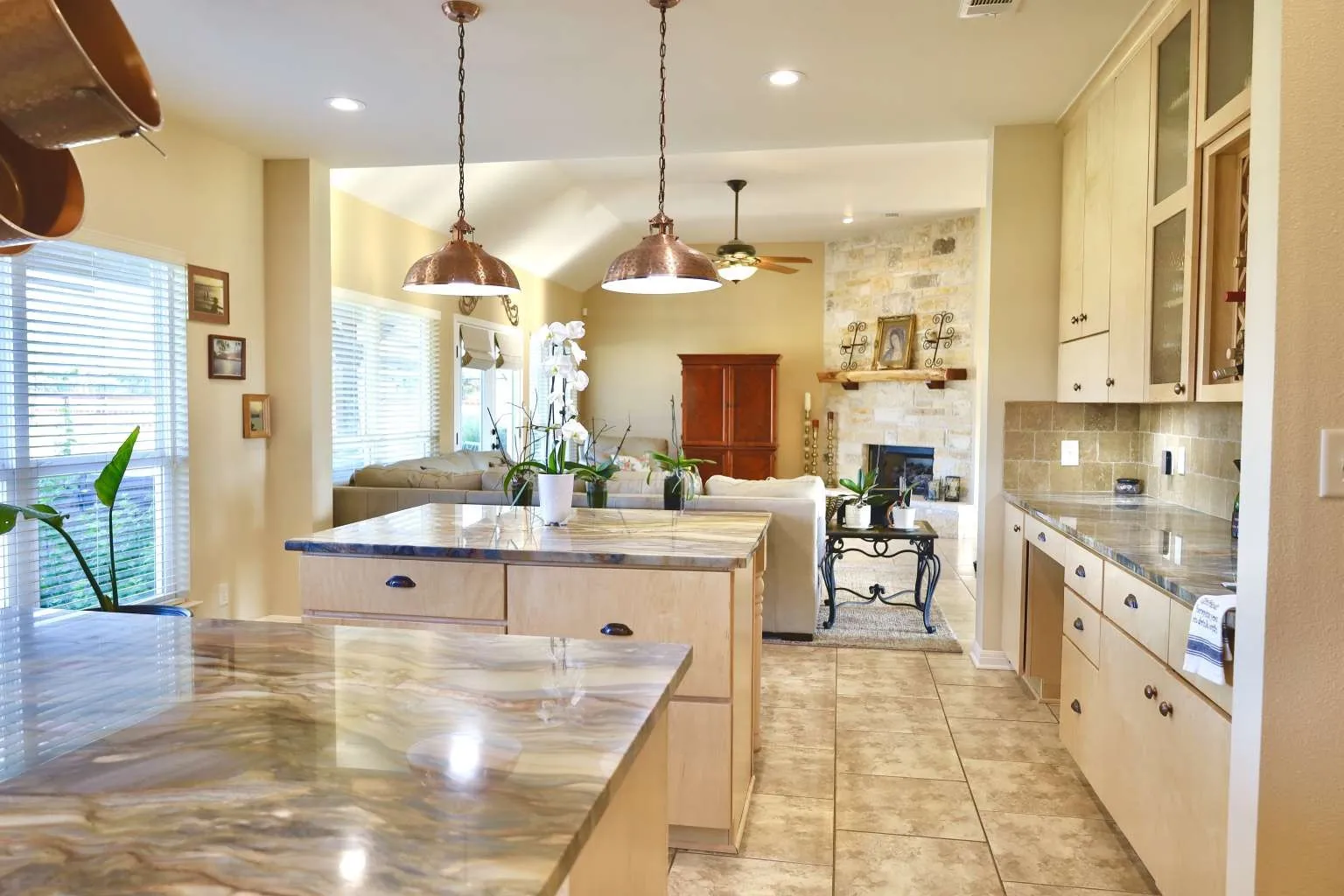 Farm For Sale in Williamson County , 1125 County Road 230, Florence, Texas 76527, 4 Bedroom, 4 Bathroom, 3 Garage spaces, 3,340 Sqft, built in 2008, mls#21271971, Real Estate Agent in Florence, Homes For Sale in Williamson county, Homes For Sale in Florence, Realtor in Florence Texas, Real Estate Brokerage Independent Realty Texas, Luminita Cordes Realtor