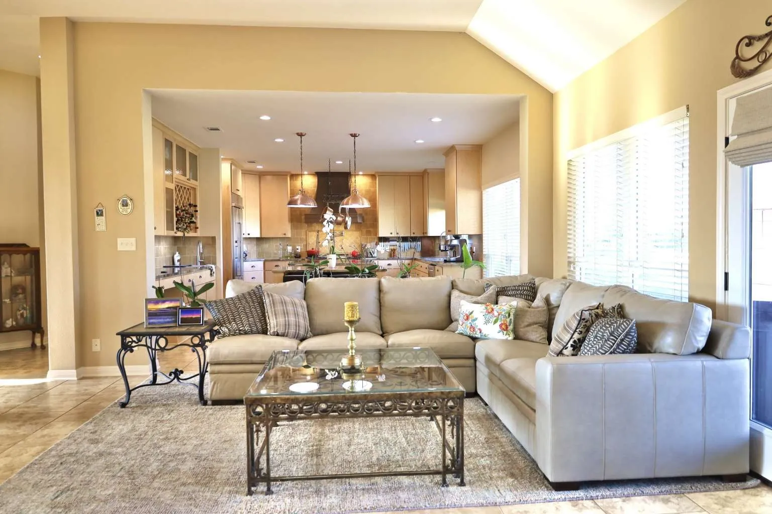 Farm For Sale in Williamson County , 1125 County Road 230, Florence, Texas 76527, 4 Bedroom, 4 Bathroom, 3 Garage spaces, 3,340 Sqft, built in 2008, mls#21271971, Real Estate Agent in Florence, Homes For Sale in Williamson county, Homes For Sale in Florence, Realtor in Florence Texas, Real Estate Brokerage Independent Realty Texas, Luminita Cordes Realtor