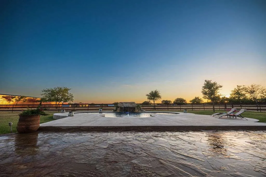 Farm For Sale in Williamson County , 1125 County Road 230, Florence, Texas 76527, 4 Bedroom, 4 Bathroom, 3 Garage spaces, 3,340 Sqft, built in 2008, mls#21271971, Real Estate Agent in Florence, Homes For Sale in Williamson county, Homes For Sale in Florence, Realtor in Florence Texas, Real Estate Brokerage Independent Realty Texas, Luminita Cordes Realtor