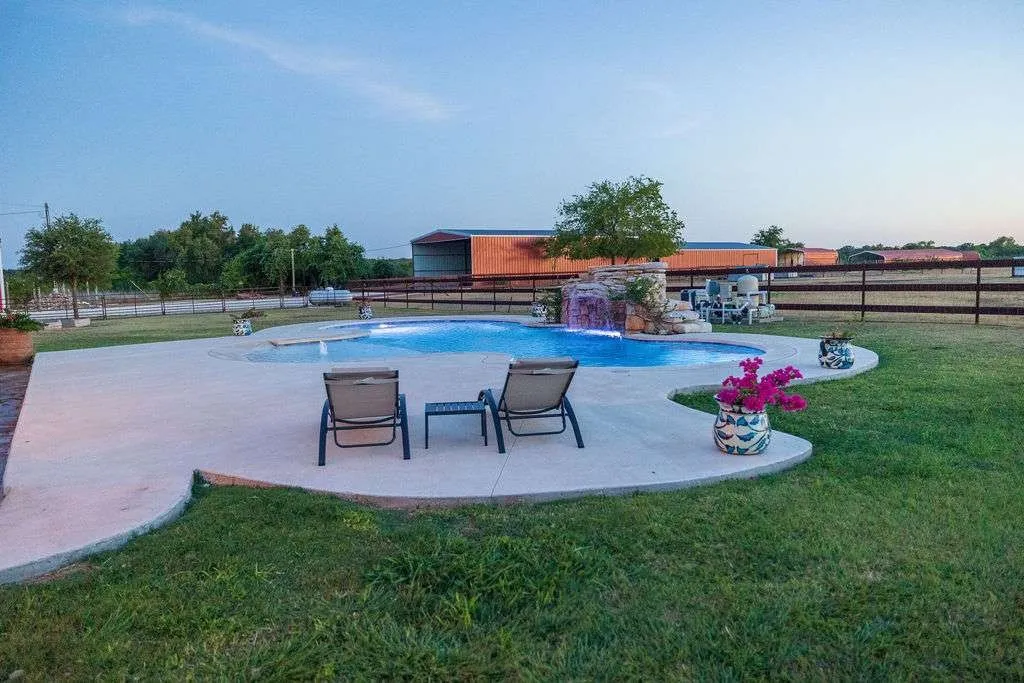 Farm For Sale in Williamson County , 1125 County Road 230, Florence, Texas 76527, 4 Bedroom, 4 Bathroom, 3 Garage spaces, 3,340 Sqft, built in 2008, mls#21271971, Real Estate Agent in Florence, Homes For Sale in Williamson county, Homes For Sale in Florence, Realtor in Florence Texas, Real Estate Brokerage Independent Realty Texas, Luminita Cordes Realtor