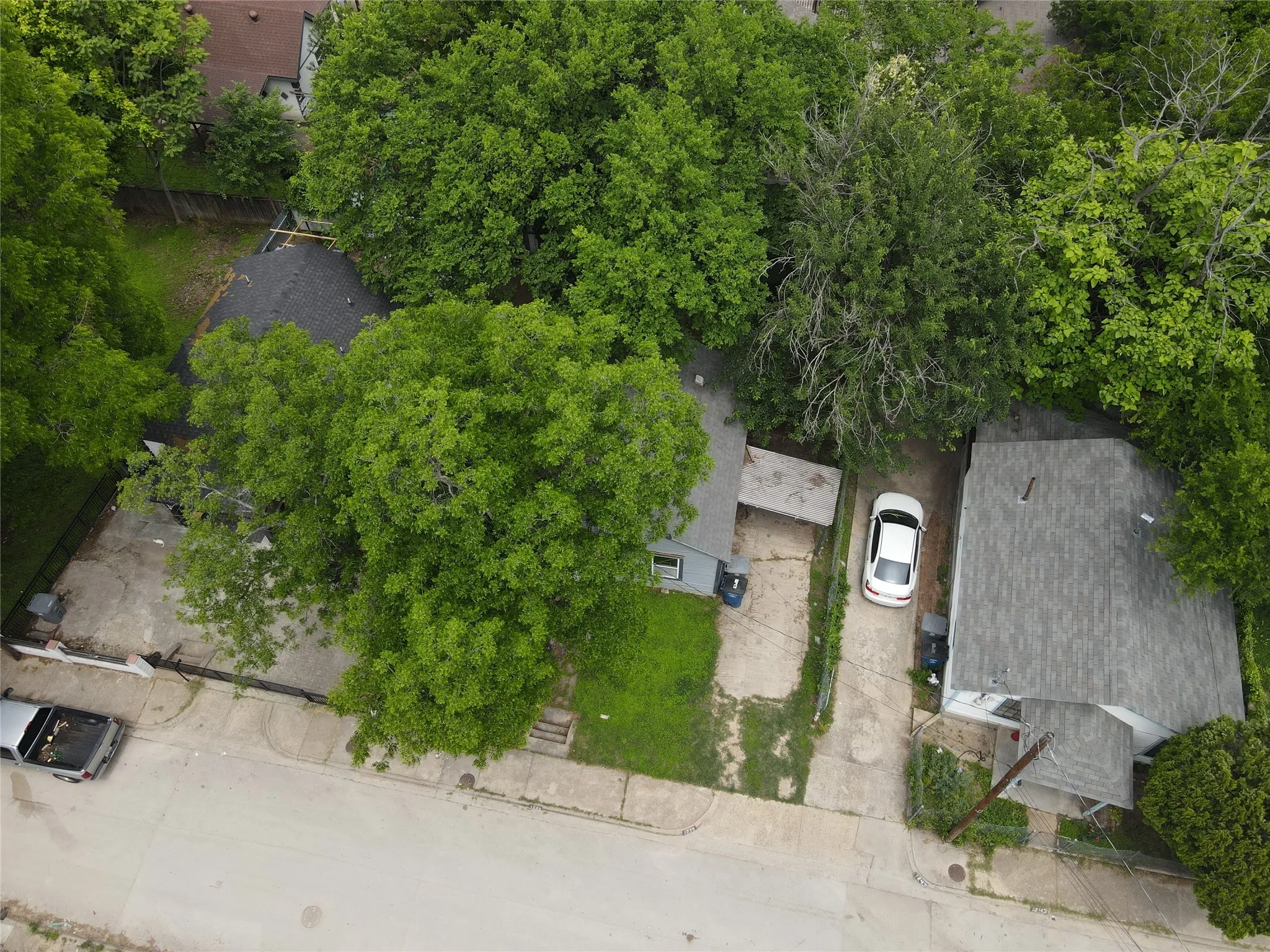 Retail For Sale in Dallas County , 1239 Compton Street, Dallas, Texas 75203, 0, 0, Garage spaces, 0 Sqft, built in 1930, mls#21271484, Real Estate Agent in Dallas, Homes For Sale in Dallas county, Homes For Sale in Dallas, Realtor in Dallas Texas, Real Estate Brokerage Independent Realty Texas, Luminita Cordes Realtor