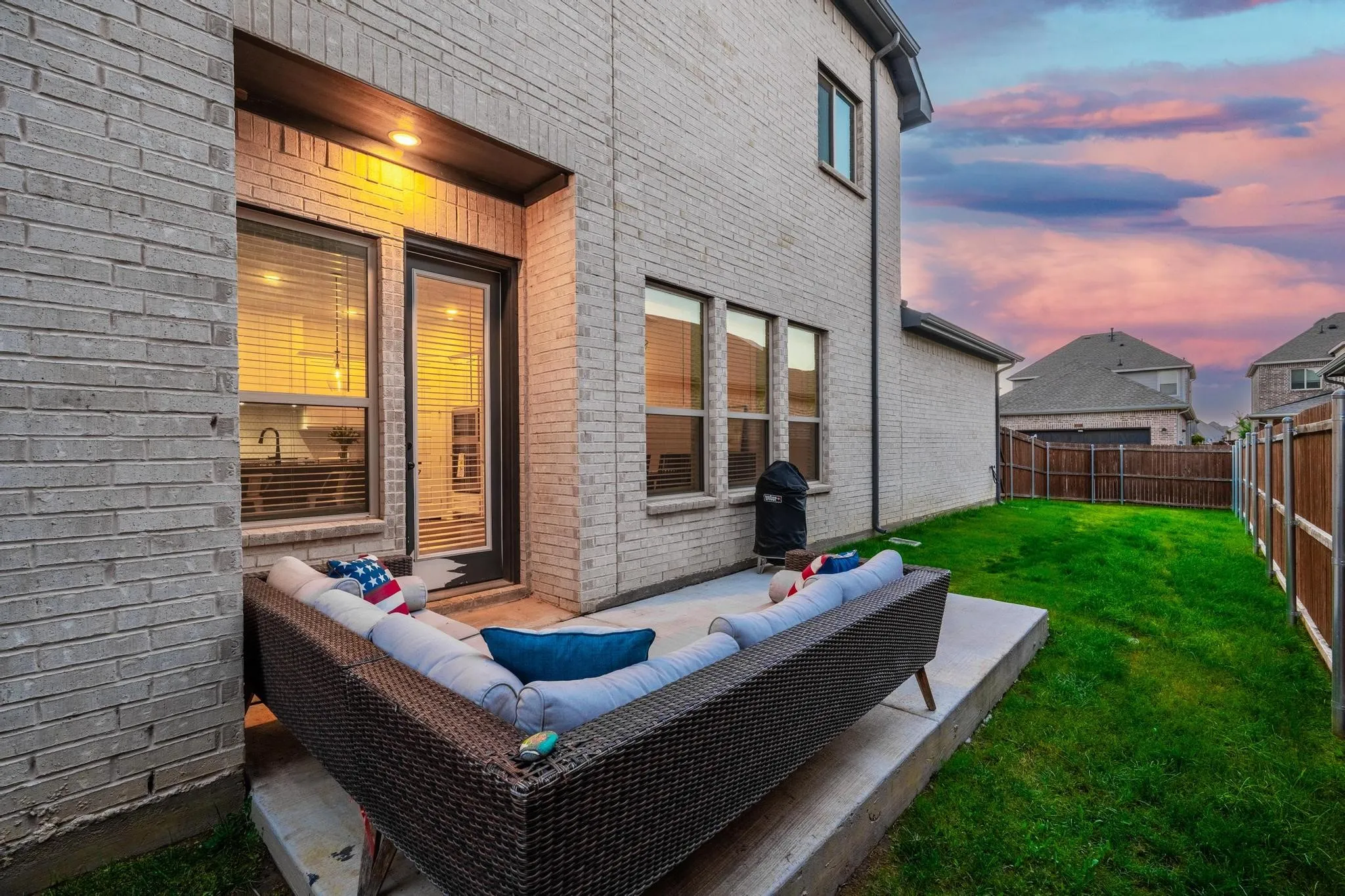 Single Family Residence For Sale in Tarrant County , 9341 Loggerhead Way, Fort Worth, Texas 76118, 3 Bedroom, 3 Bathroom, 2 Garage spaces, 1,918 Sqft, built in 2022, mls#21269856, Real Estate Agent in Fort Worth, Homes For Sale in Tarrant county, Homes For Sale in Fort Worth, Realtor in Fort Worth Texas, Real Estate Brokerage Independent Realty Texas, Luminita Cordes Realtor