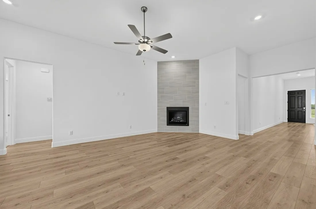 542 Chatham Street ~ Ready Now