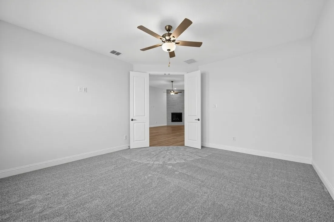 542 Chatham Street ~ Ready Now