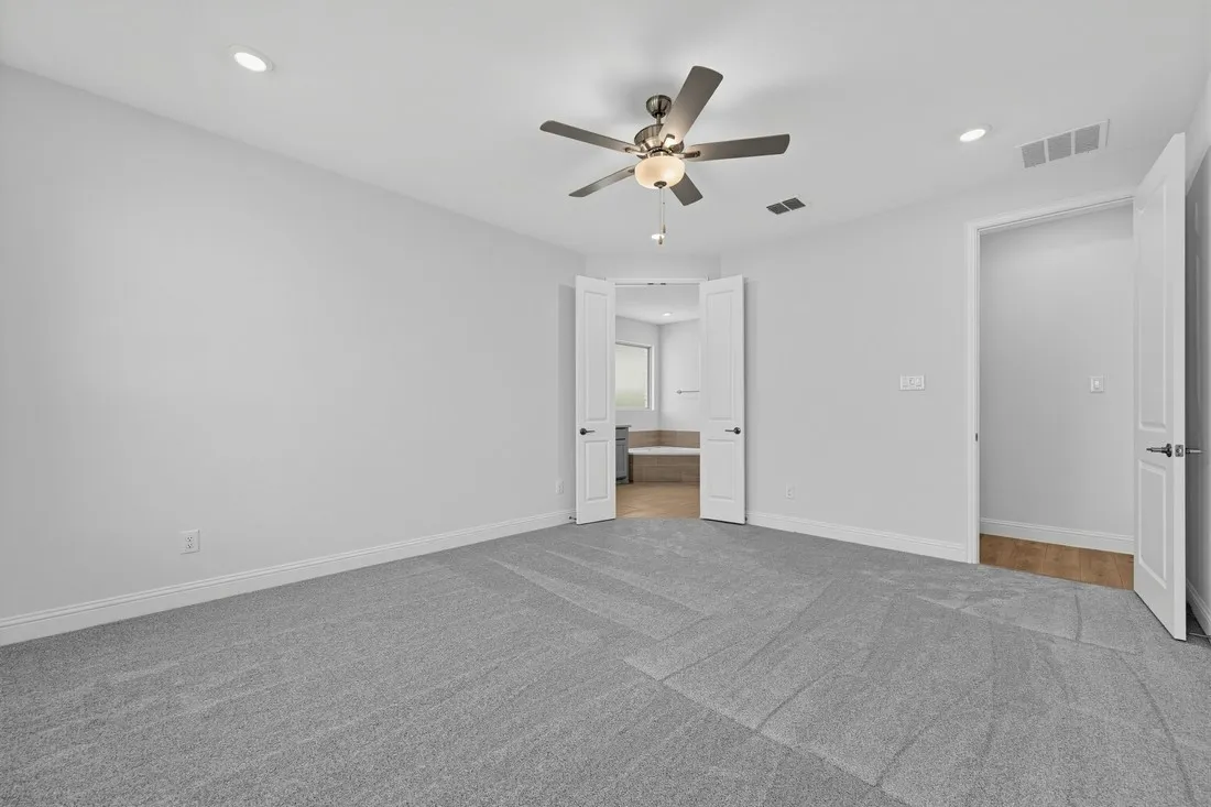 542 Chatham Street ~ Ready Now
