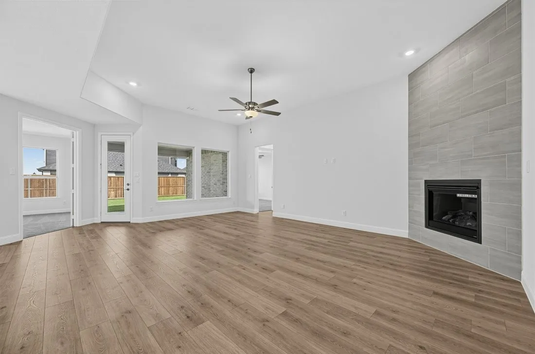 542 Chatham Street ~ Ready Now