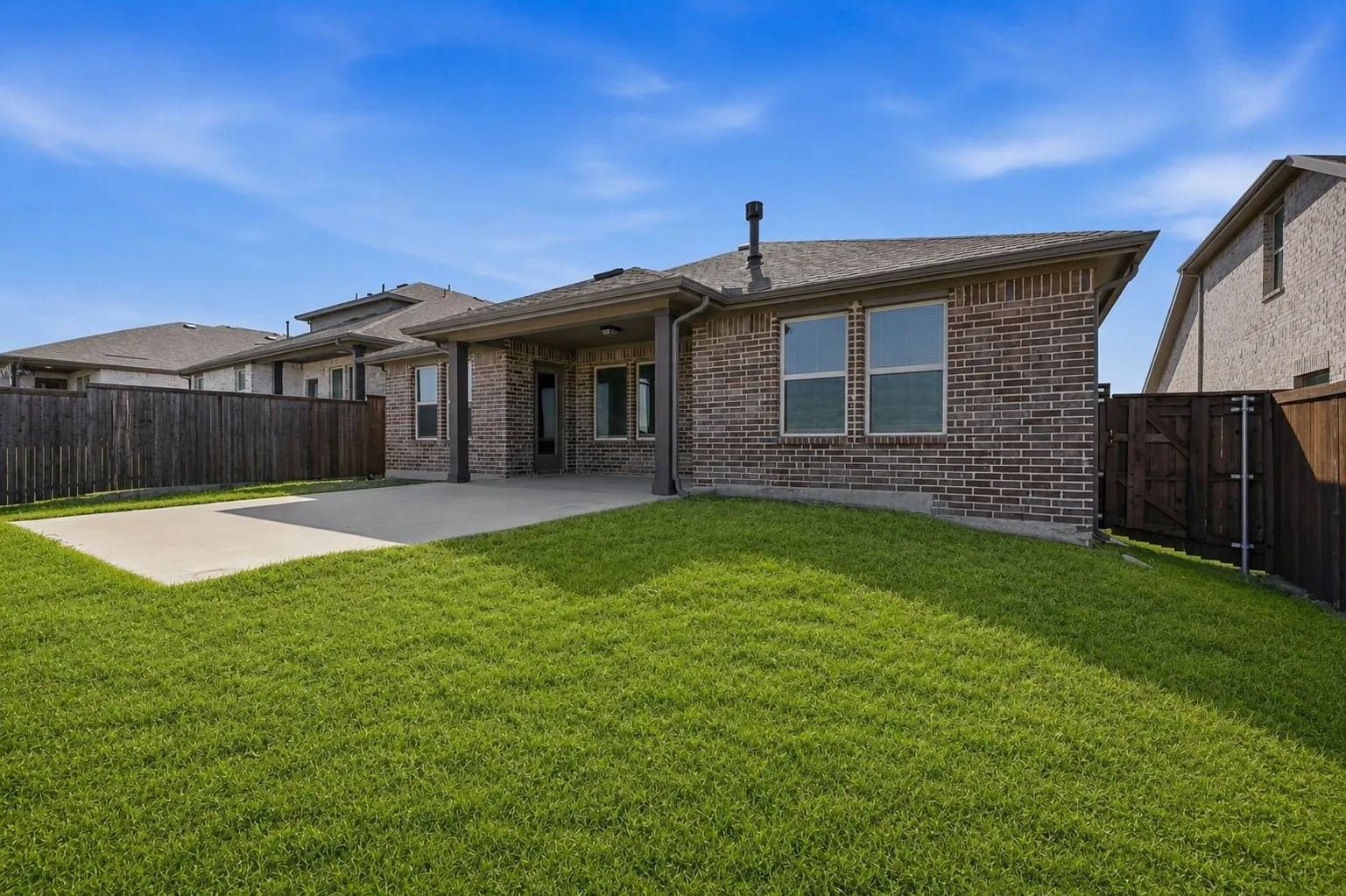 Single Family Residence For Sale in Collin County , 1116 Rountree Court, Celina, Texas 75009, 3 Bedroom, 2 Bathroom, 2 Garage spaces, 1,695 Sqft, built in 2022, mls#21271905, Real Estate Agent in Celina, Homes For Sale in Collin county, Homes For Sale in Celina, Realtor in Celina Texas, Real Estate Brokerage Independent Realty Texas, Luminita Cordes Realtor