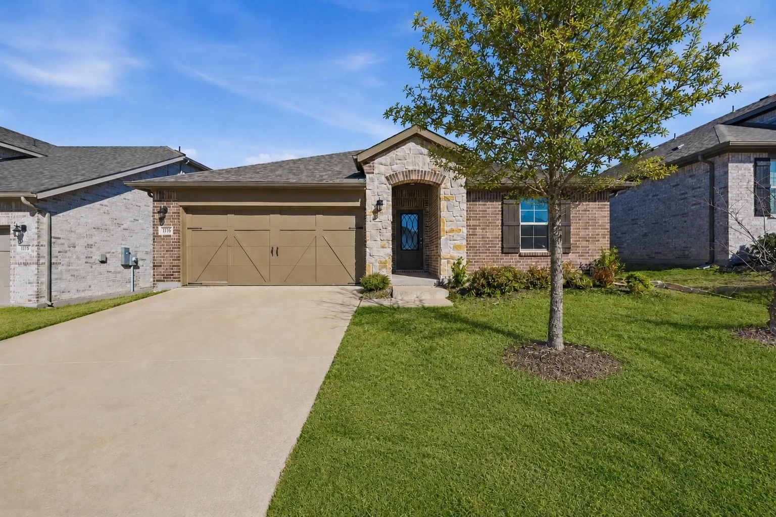 Single Family Residence For Sale in Collin County , 1116 Rountree Court, Celina, Texas 75009, 3 Bedroom, 2 Bathroom, 2 Garage spaces, 1,695 Sqft, built in 2022, mls#21271905, Real Estate Agent in Celina, Homes For Sale in Collin county, Homes For Sale in Celina, Realtor in Celina Texas, Real Estate Brokerage Independent Realty Texas, Luminita Cordes Realtor