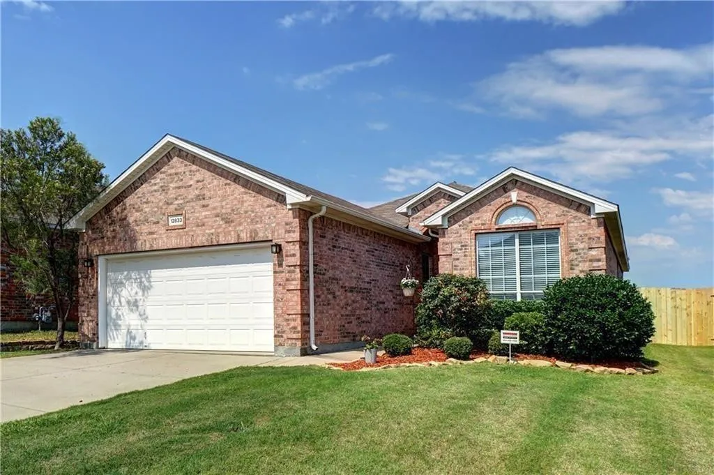 Single Family Residence For Rent in Tarrant County , 12833 Danville Drive, Fort Worth, Texas 76244, 4 Bedrooms, 2 Bathrooms, 2 Garage spaces, 1,673 Sqft, built in 2006, Price $2,200, mls#21272003, Real Estate Agent in Fort Worth, Homes For Rent in Tarrant county, Homes For Rent in Fort Worth, Realtor in Fort Worth Texas, Real Estate Brokerage Independent Realty Texas, Luminita Cordes Realtor
