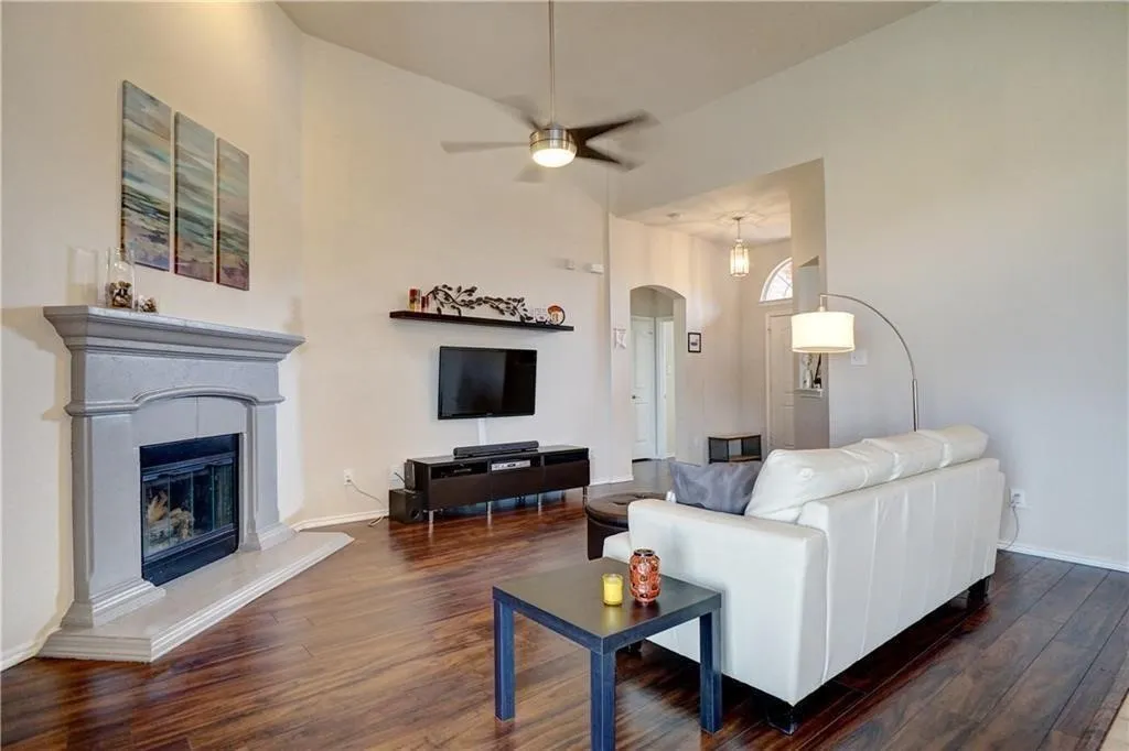 Single Family Residence For Rent in Tarrant County , 12833 Danville Drive, Fort Worth, Texas 76244, 4 Bedrooms, 2 Bathrooms, 2 Garage spaces, 1,673 Sqft, built in 2006, Price $2,200, mls#21272003, Real Estate Agent in Fort Worth, Homes For Rent in Tarrant county, Homes For Rent in Fort Worth, Realtor in Fort Worth Texas, Real Estate Brokerage Independent Realty Texas, Luminita Cordes Realtor