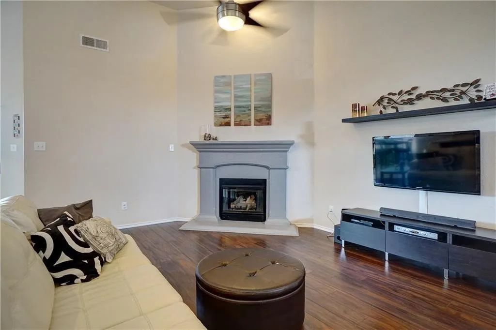 Single Family Residence For Rent in Tarrant County , 12833 Danville Drive, Fort Worth, Texas 76244, 4 Bedrooms, 2 Bathrooms, 2 Garage spaces, 1,673 Sqft, built in 2006, Price $2,200, mls#21272003, Real Estate Agent in Fort Worth, Homes For Rent in Tarrant county, Homes For Rent in Fort Worth, Realtor in Fort Worth Texas, Real Estate Brokerage Independent Realty Texas, Luminita Cordes Realtor