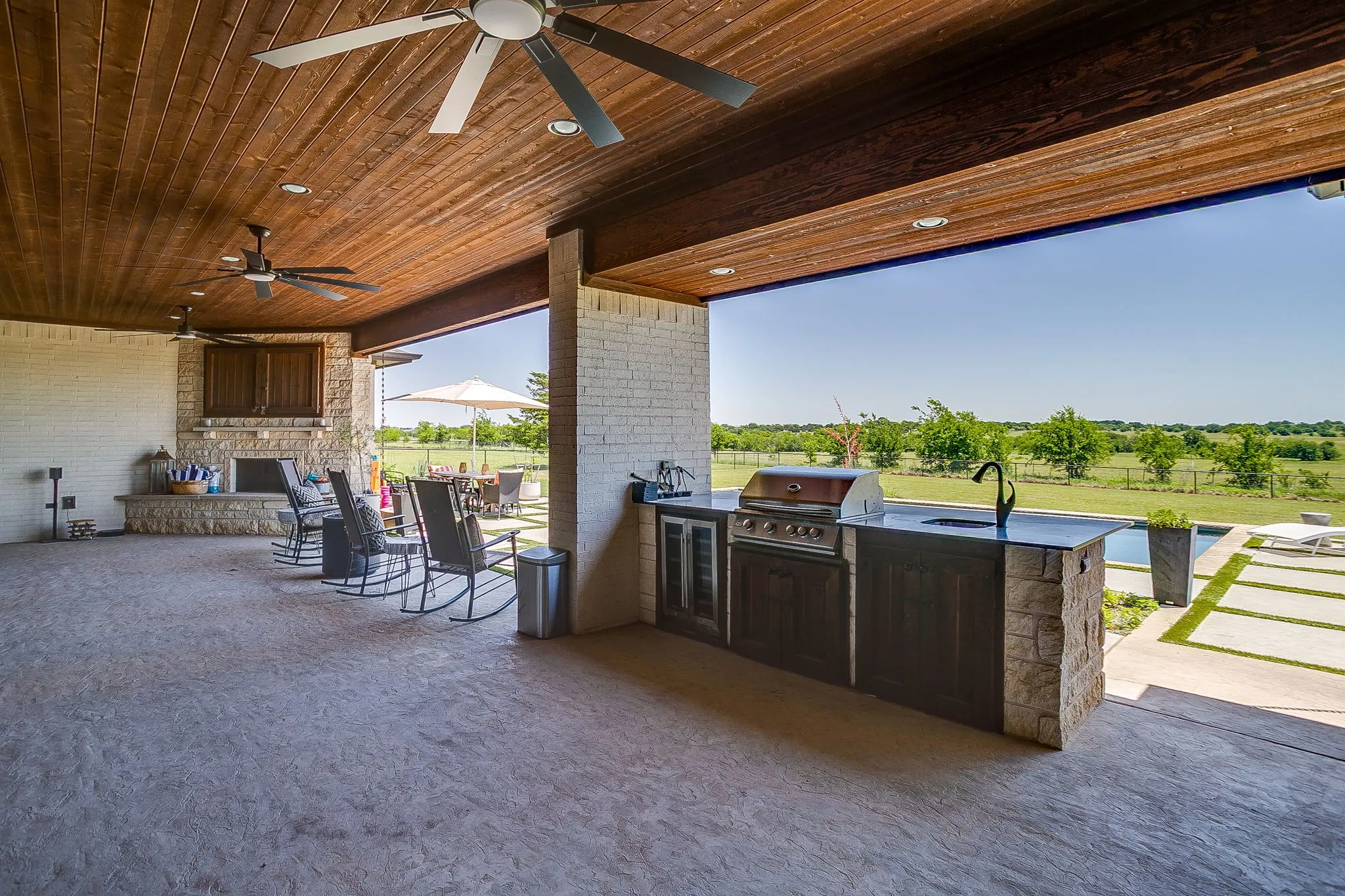 Single Family Residence For Sale in Johnson County , 6372 Rigel Road, Godley, Texas 76044, 4 Bedroom, 4 Bathroom, 3 Garage spaces, 3,482 Sqft, built in 2019, mls#21268075, Real Estate Agent in Godley, Homes For Sale in Johnson county, Homes For Sale in Godley, Realtor in Godley Texas, Real Estate Brokerage Independent Realty Texas, Luminita Cordes Realtor