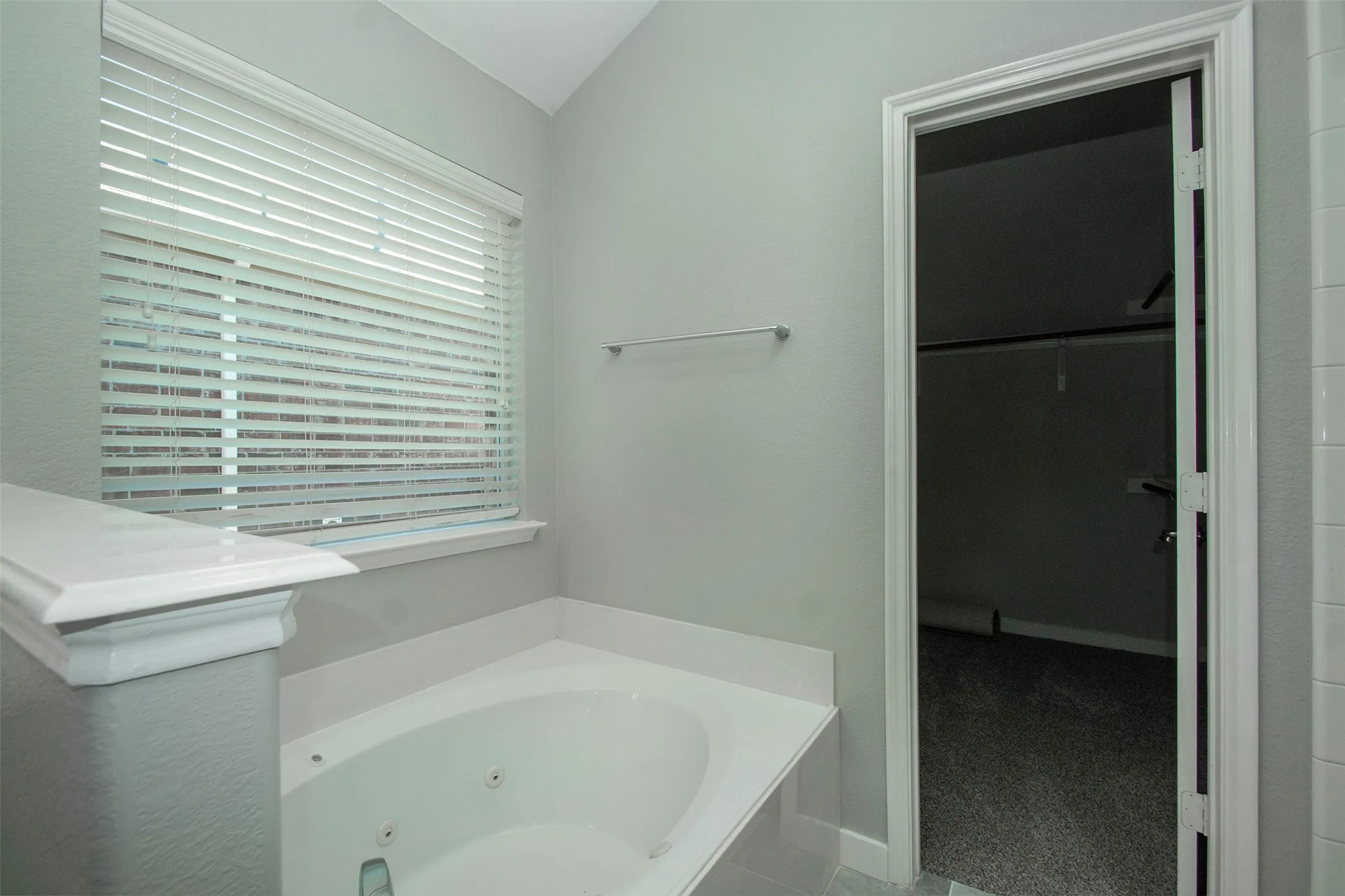 Single Family Residence For Sale in Collin County , 1104 Bexar Avenue, Melissa, Texas 75454, 3 Bedrooms, 2 Bathrooms, 2 Garage spaces, 1,873 Sqft, built in 2010, Price $345,000, mls#21272026, Real Estate Agent in Melissa, Homes For Sale in Collin county, Homes For Sale in Melissa, Realtor in Melissa Texas, Real Estate Brokerage Independent Realty Texas, Luminita Cordes Realtor