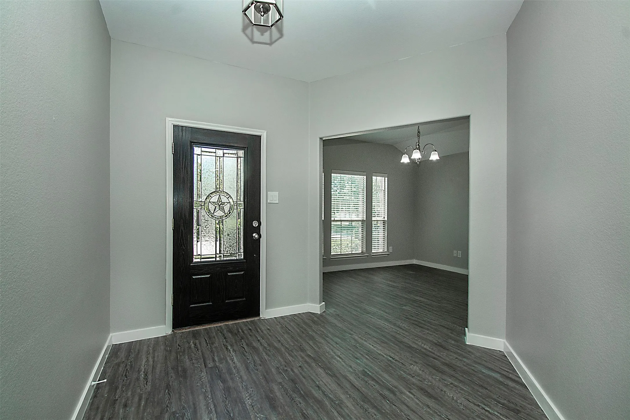 Single Family Residence For Sale in Collin County , 1104 Bexar Avenue, Melissa, Texas 75454, 3 Bedrooms, 2 Bathrooms, 2 Garage spaces, 1,873 Sqft, built in 2010, Price $345,000, mls#21272026, Real Estate Agent in Melissa, Homes For Sale in Collin county, Homes For Sale in Melissa, Realtor in Melissa Texas, Real Estate Brokerage Independent Realty Texas, Luminita Cordes Realtor