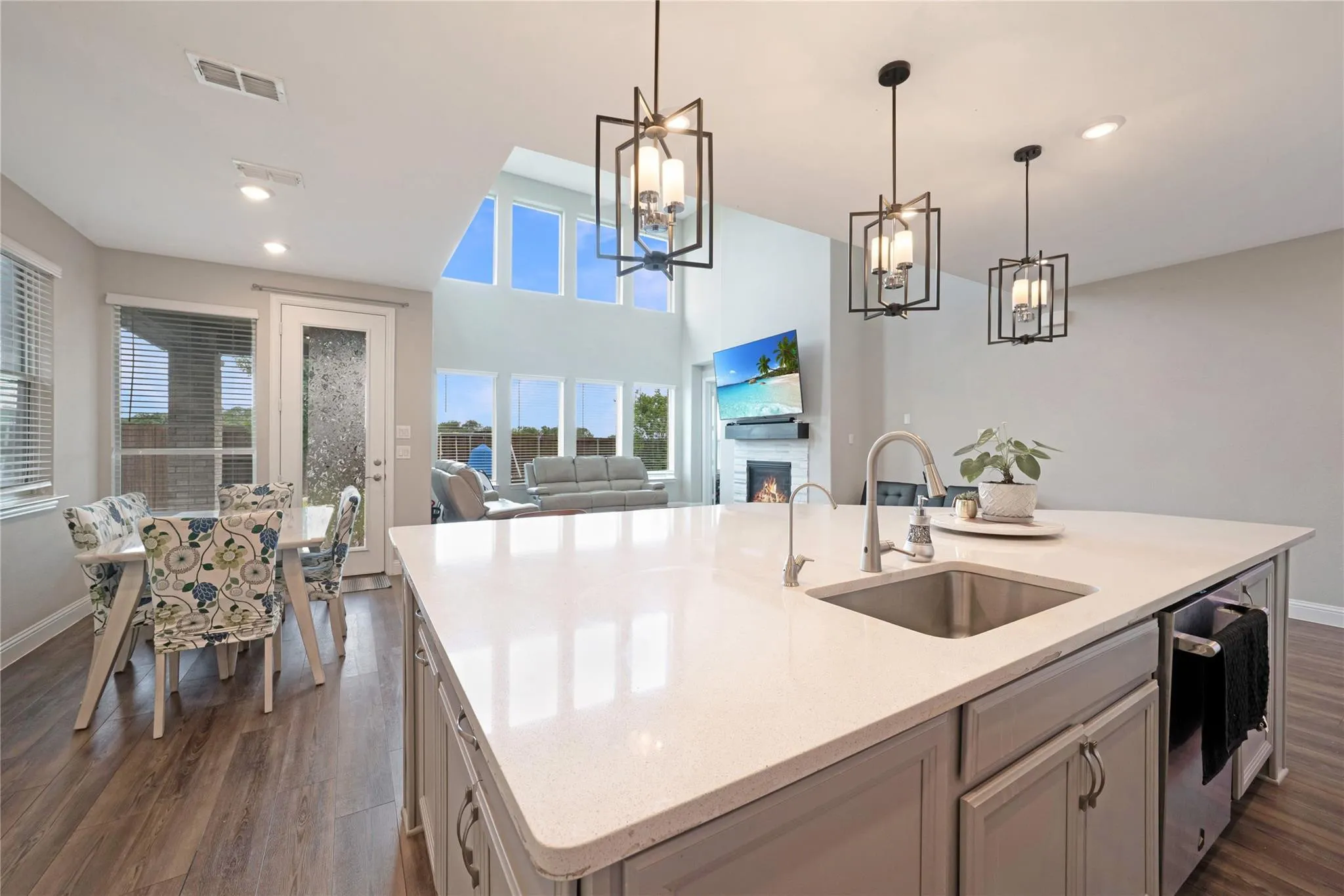 Single Family Residence For Sale in Denton County , 2104 Covey Court, Little Elm, Texas 75068, 4 Bedroom, 4 Bathroom, 2 Garage spaces, 3,496 Sqft, built in 2022, mls#21269190, Real Estate Agent in Little Elm, Homes For Sale in Denton county, Homes For Sale in Little Elm, Realtor in Little Elm Texas, Real Estate Brokerage Independent Realty Texas, Luminita Cordes Realtor