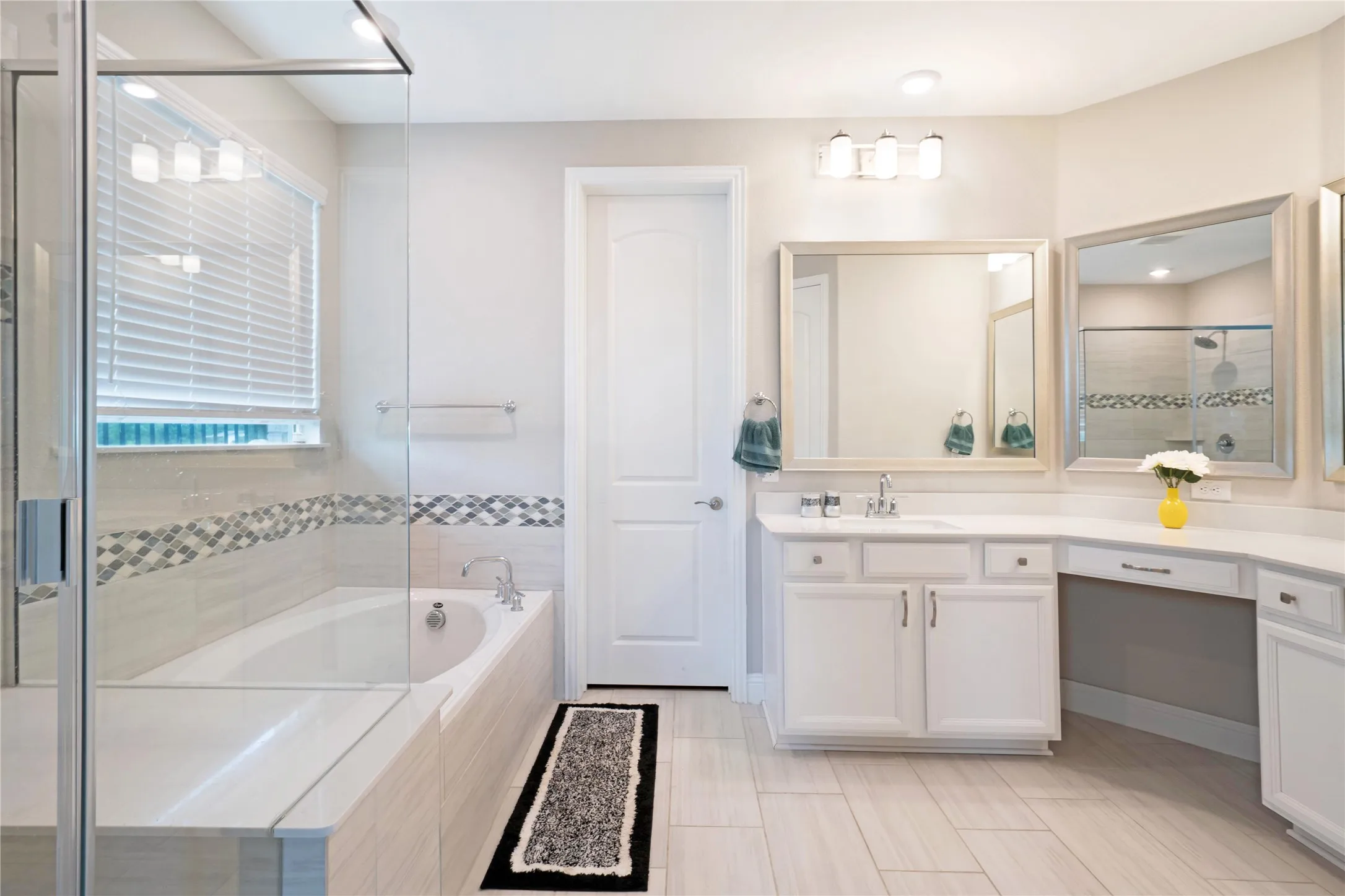 Single Family Residence For Sale in Denton County , 2104 Covey Court, Little Elm, Texas 75068, 4 Bedroom, 4 Bathroom, 2 Garage spaces, 3,496 Sqft, built in 2022, mls#21269190, Real Estate Agent in Little Elm, Homes For Sale in Denton county, Homes For Sale in Little Elm, Realtor in Little Elm Texas, Real Estate Brokerage Independent Realty Texas, Luminita Cordes Realtor