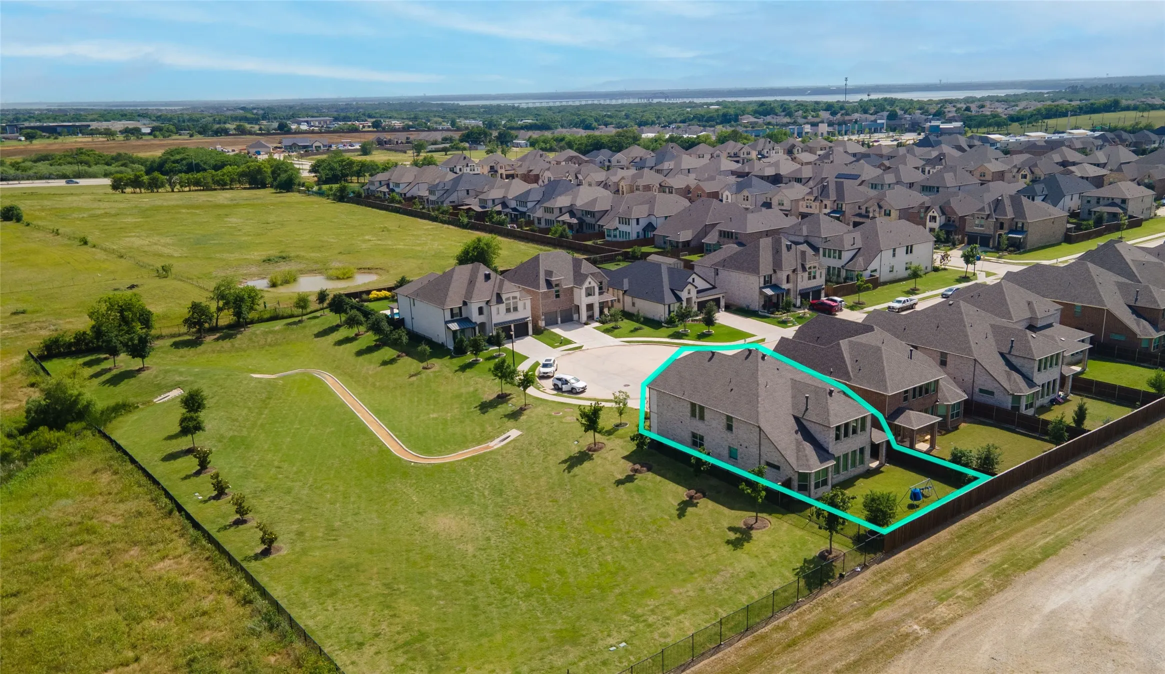 Single Family Residence For Sale in Denton County , 2104 Covey Court, Little Elm, Texas 75068, 4 Bedroom, 4 Bathroom, 2 Garage spaces, 3,496 Sqft, built in 2022, mls#21269190, Real Estate Agent in Little Elm, Homes For Sale in Denton county, Homes For Sale in Little Elm, Realtor in Little Elm Texas, Real Estate Brokerage Independent Realty Texas, Luminita Cordes Realtor