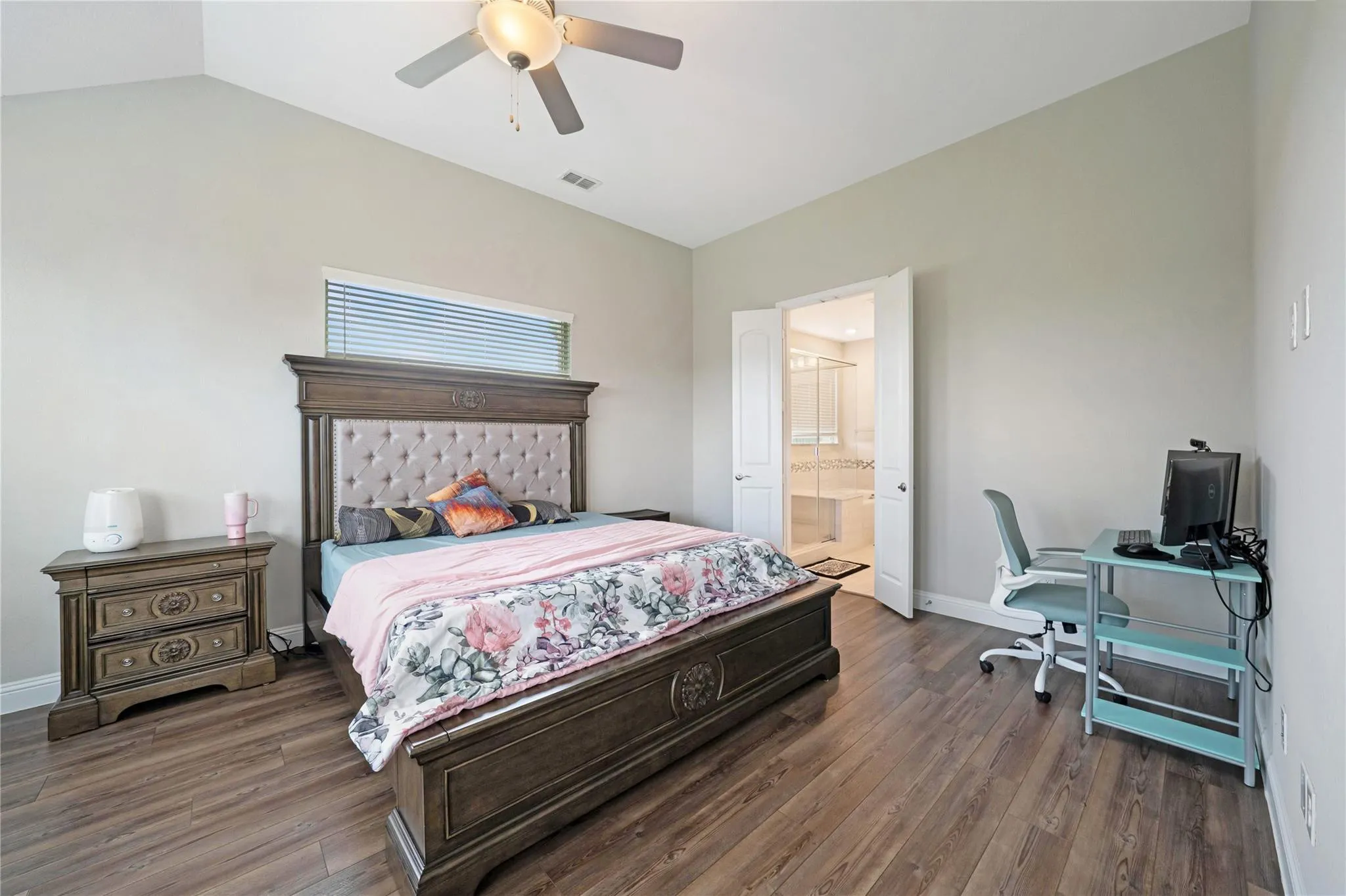 Single Family Residence For Sale in Denton County , 2104 Covey Court, Little Elm, Texas 75068, 4 Bedroom, 4 Bathroom, 2 Garage spaces, 3,496 Sqft, built in 2022, mls#21269190, Real Estate Agent in Little Elm, Homes For Sale in Denton county, Homes For Sale in Little Elm, Realtor in Little Elm Texas, Real Estate Brokerage Independent Realty Texas, Luminita Cordes Realtor