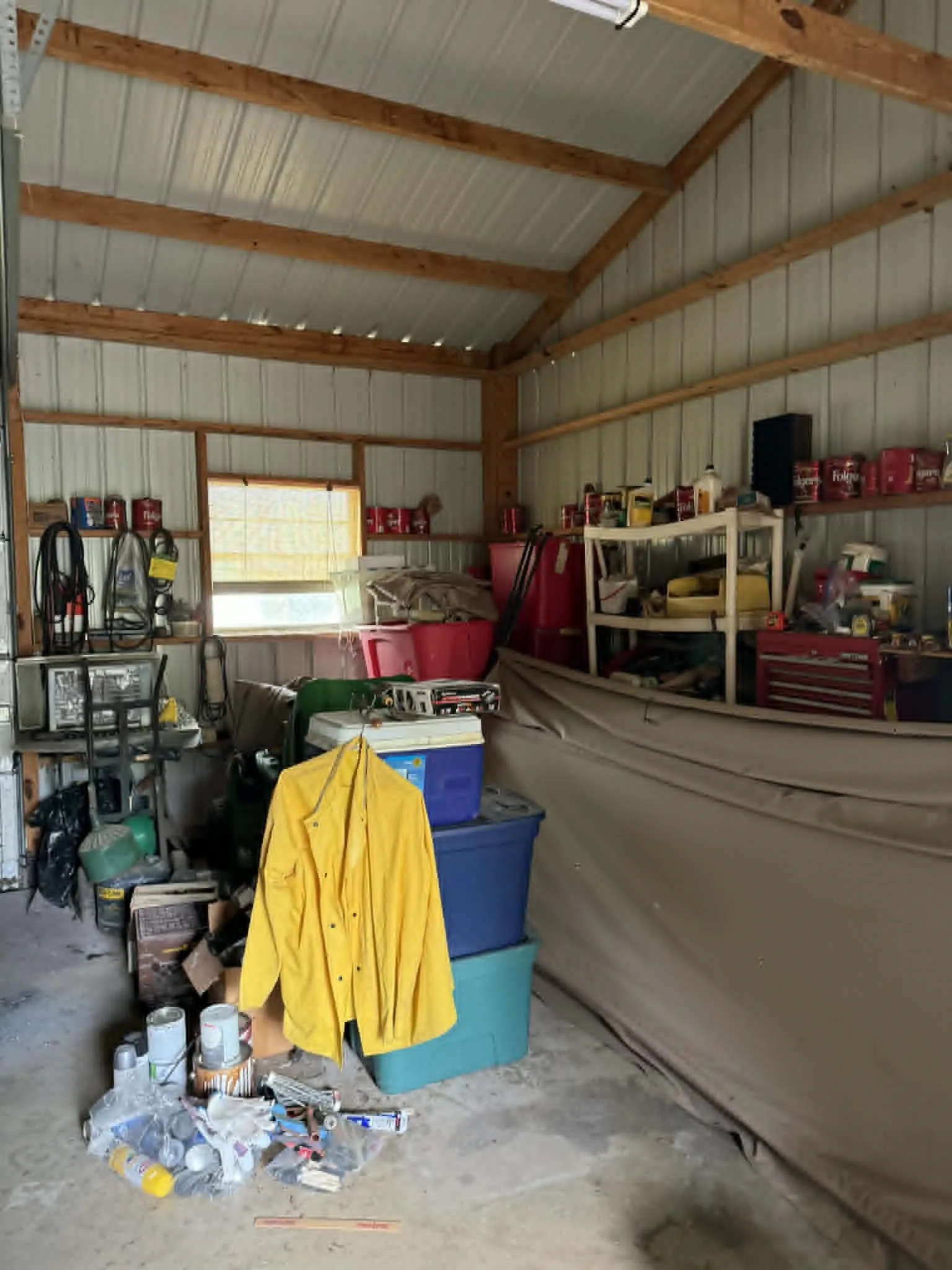 Mobile Home For Sale in Henderson County , 220 Hollyglen Street, Gun Barrel City, Texas 75156, 3 Bedroom, 2 Bathroom, 2 Garage spaces, 1,632 Sqft, built in 1980, mls#21271764, Real Estate Agent in Gun Barrel City, Homes For Sale in Henderson county, Homes For Sale in Gun Barrel City, Realtor in Gun Barrel City Texas, Real Estate Brokerage Independent Realty Texas, Luminita Cordes Realtor